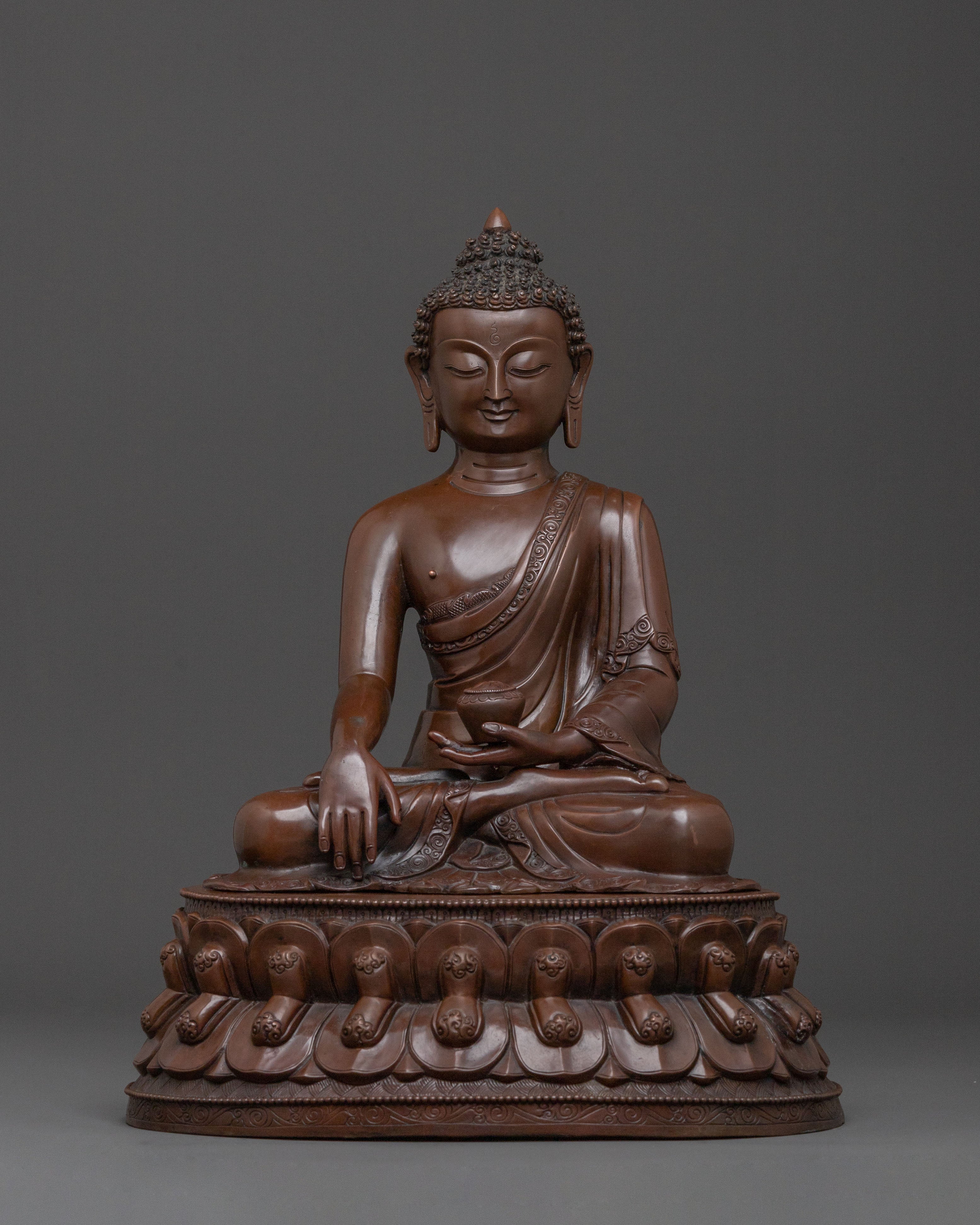 awakened teacher shakyamuni buddha statue