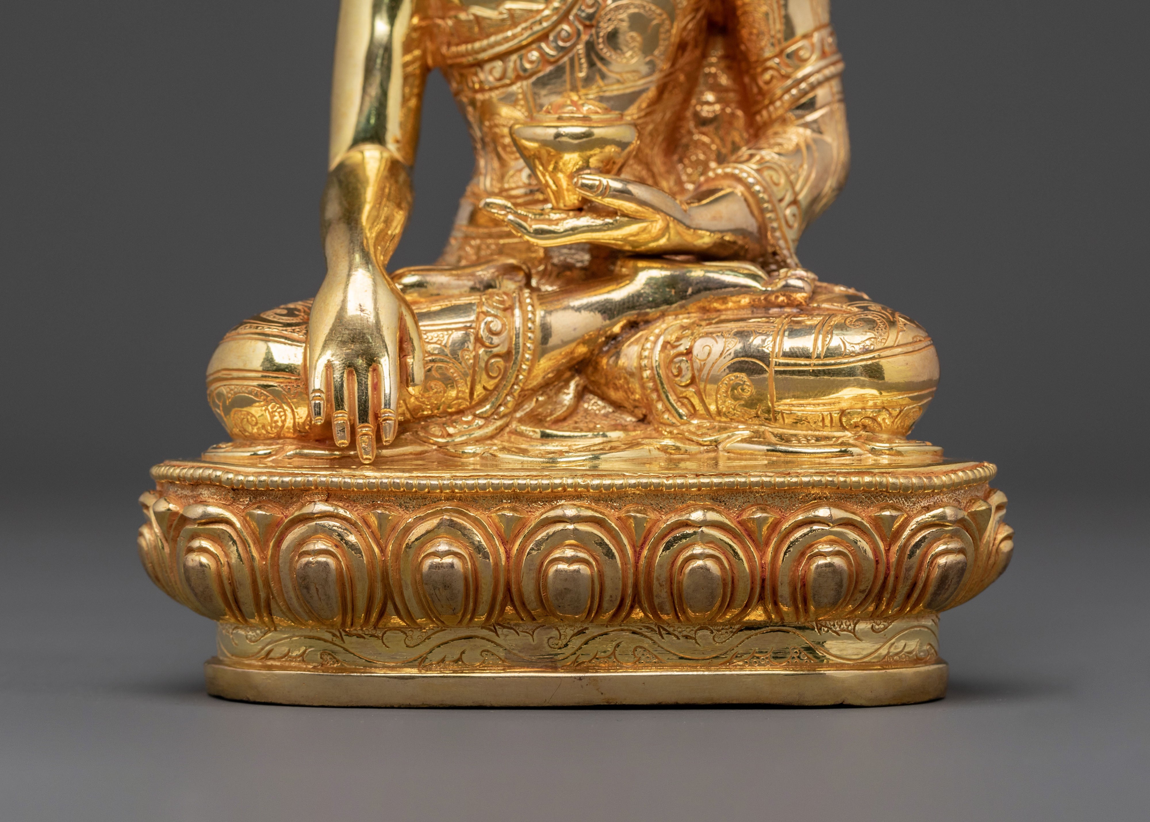 Sage Buddha: Shakyamuni Statue | Home Decor