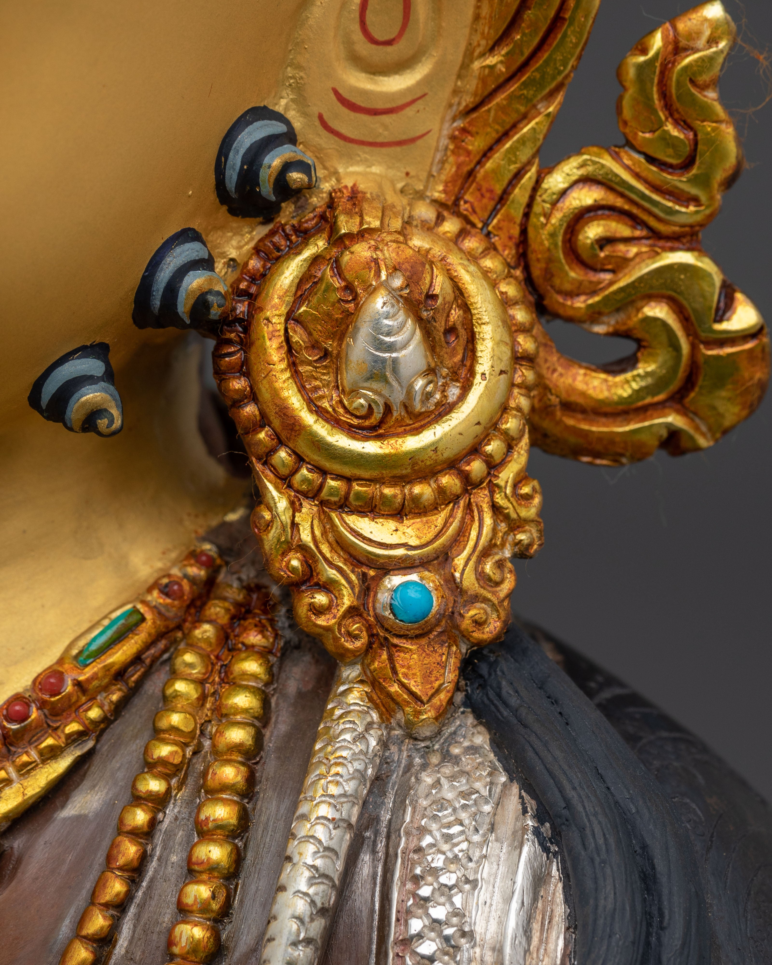 Traditional Dzambhala Wealth Deity Statue | Guardian of Prosperity