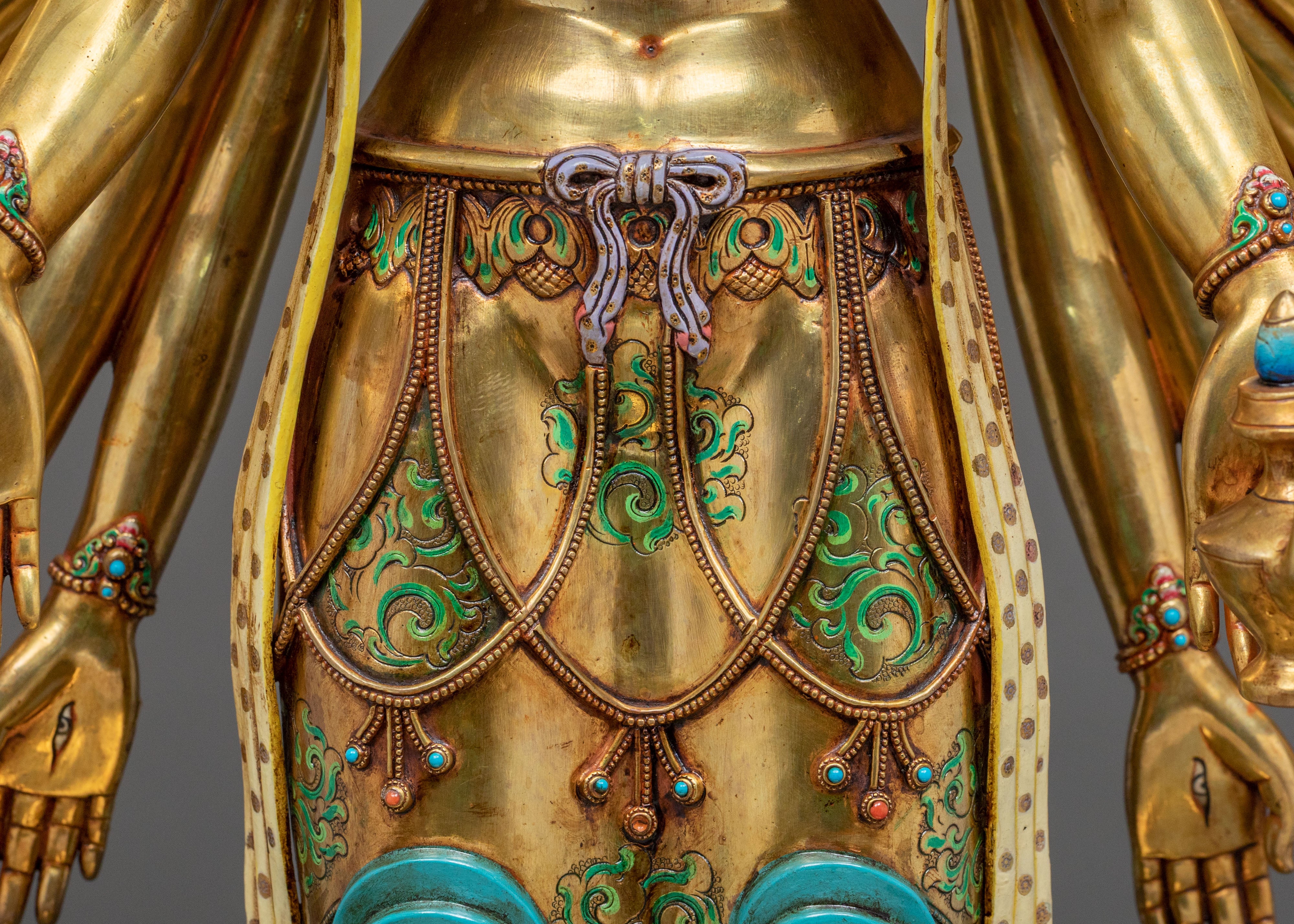 1000 Armed Chenrezig Statue: Radiant 24K Gold Gilded