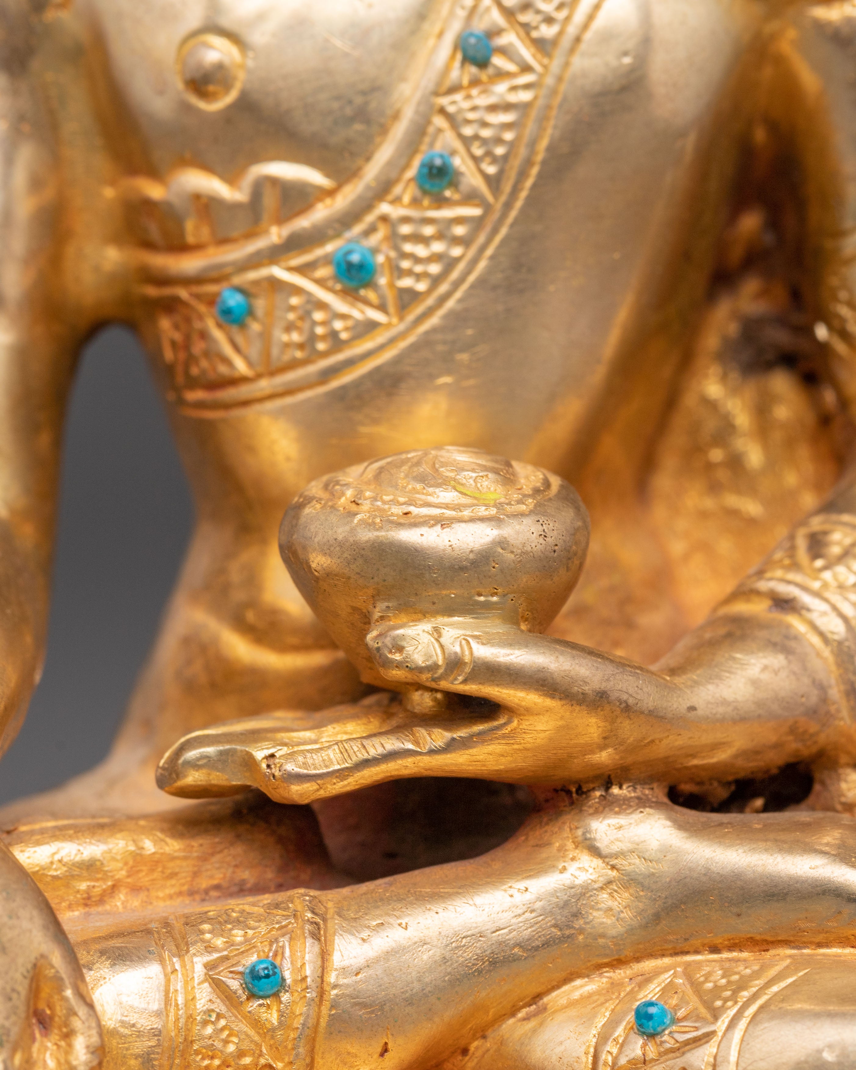 Handmade Copper Statue of Buddha Shakyamuni | Meditation and Altar Decor