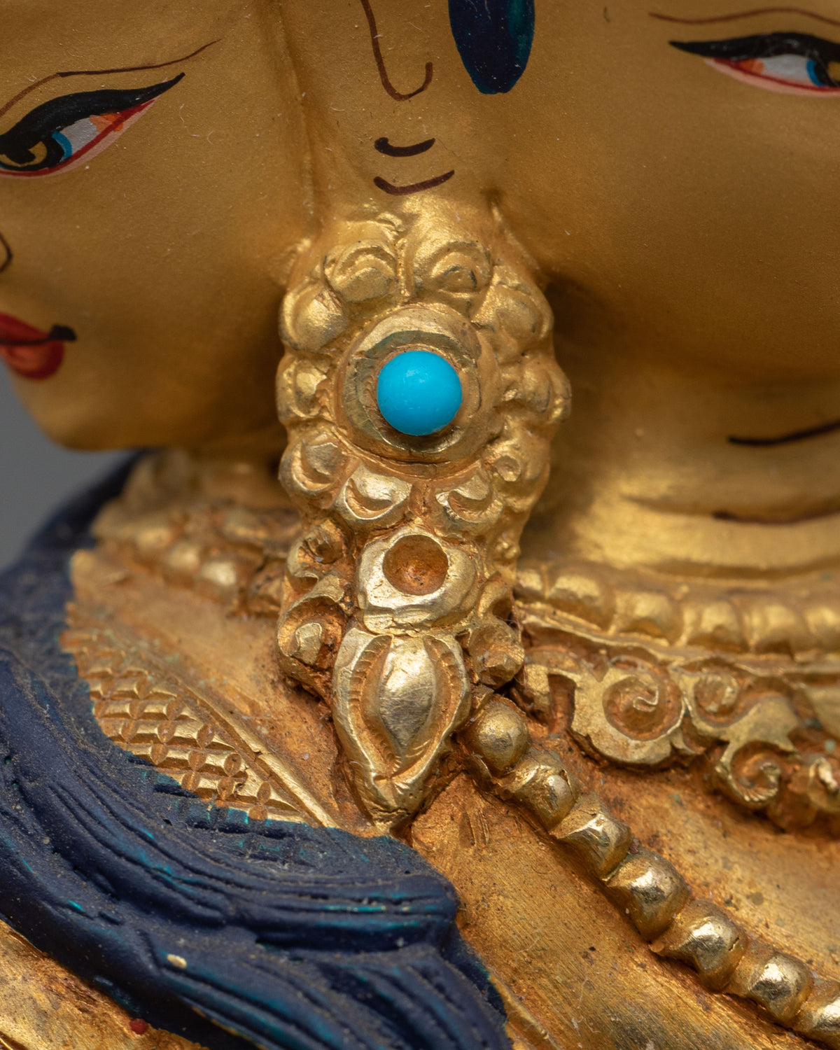 Namgyalma Statue: Sacred Figure for Purification Practice