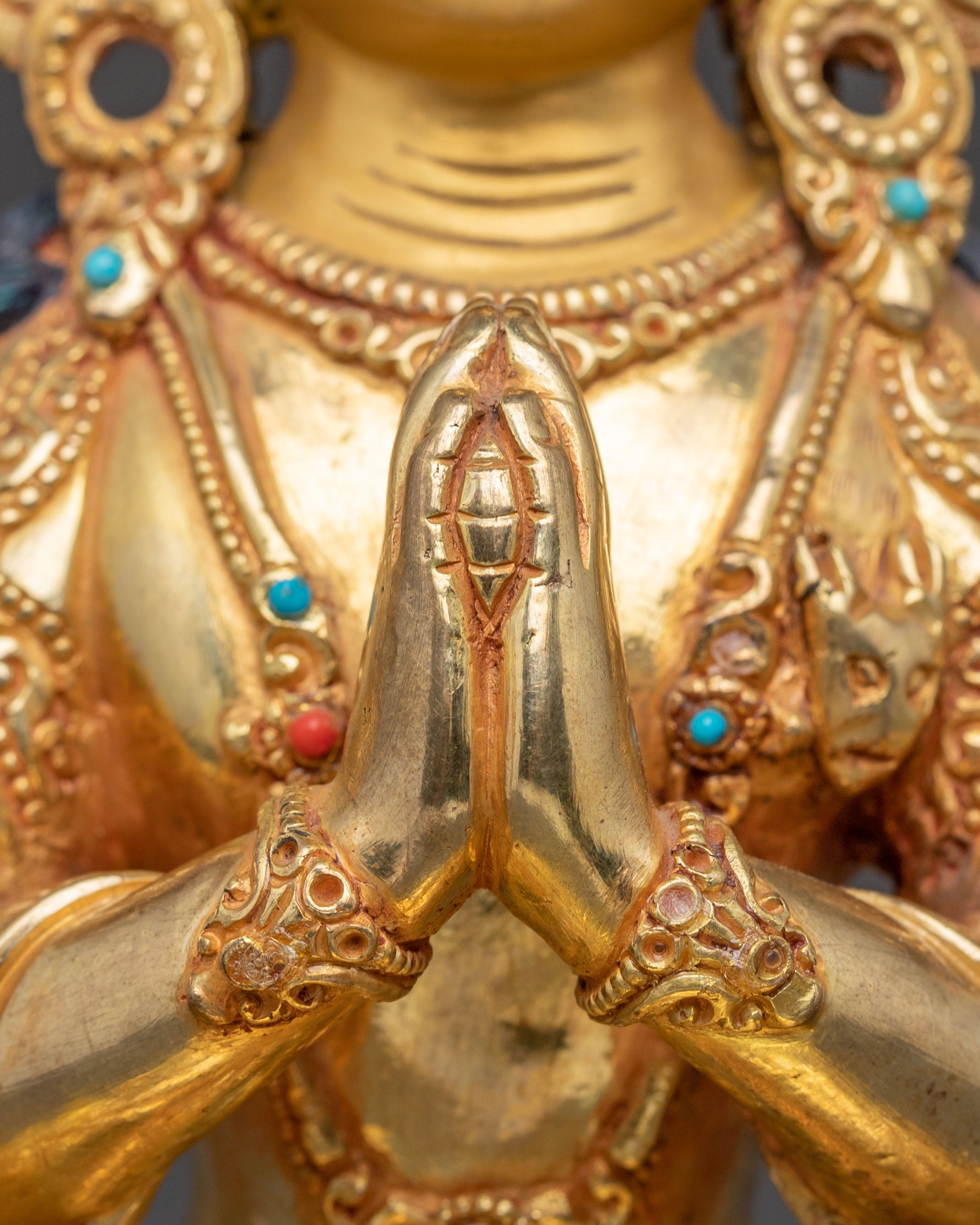 Handmade Avalokitesvara Golden Statue of Compassion – Gilded Serenity