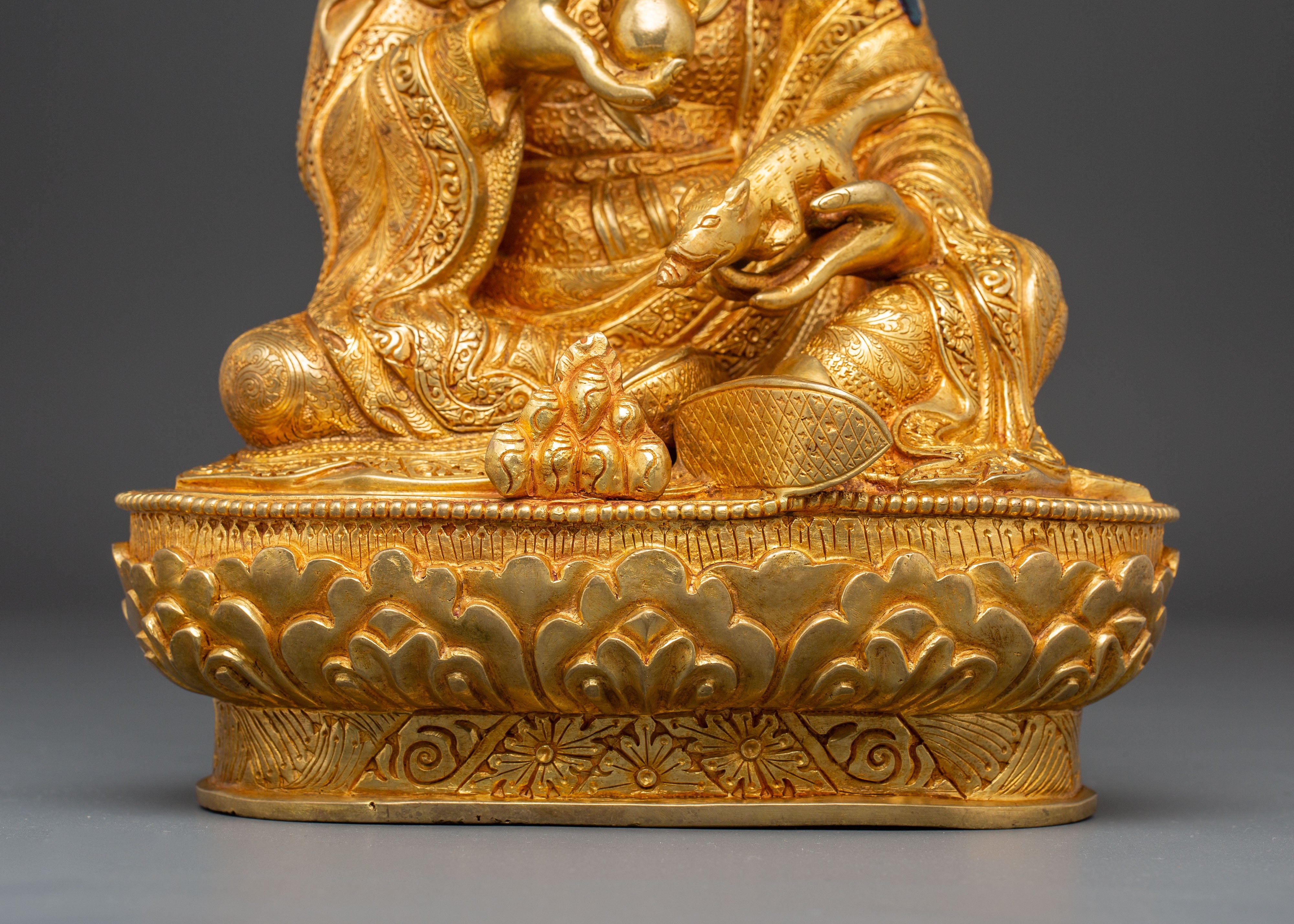 Statue of Guru Norla Manifestation of Guru Rinpoche | Divine Healer