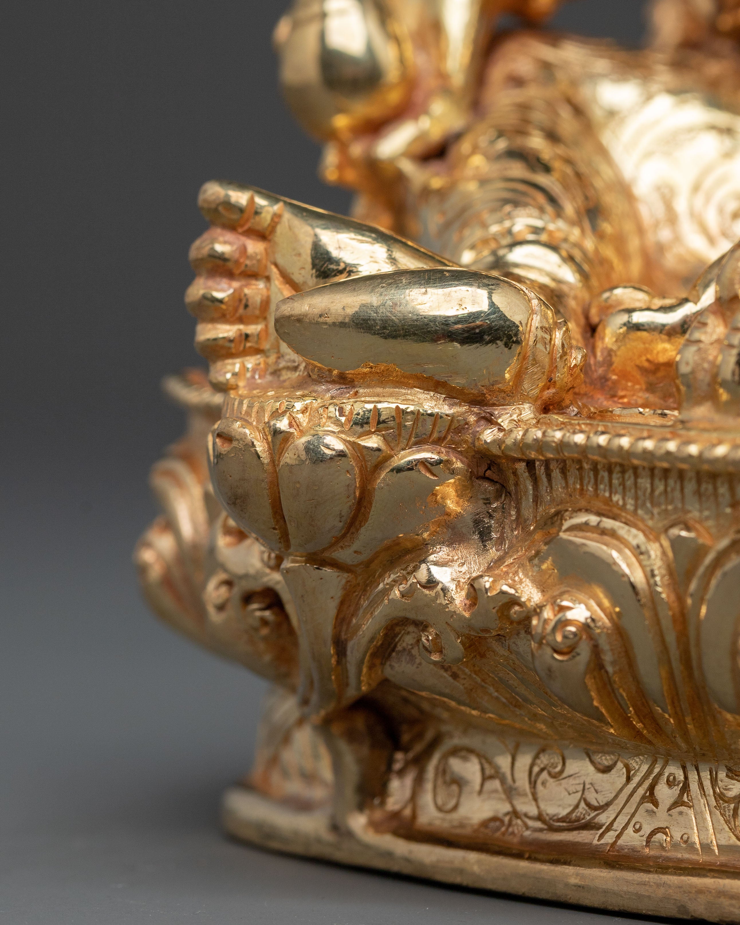 Dzambhala Statue | Divine God of Wealth