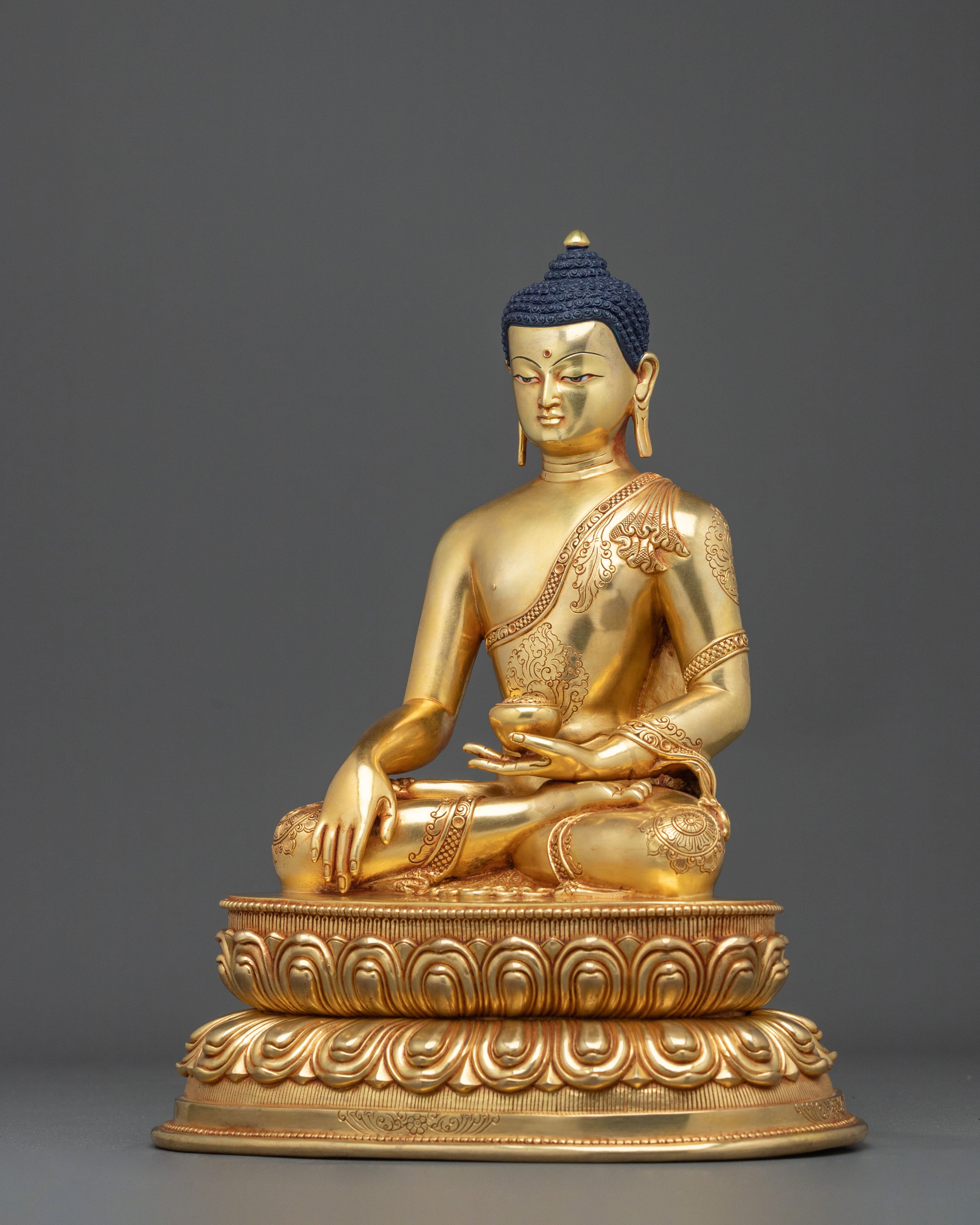Traditional Buddhist Altar Statue of Shakyamuni Buddha