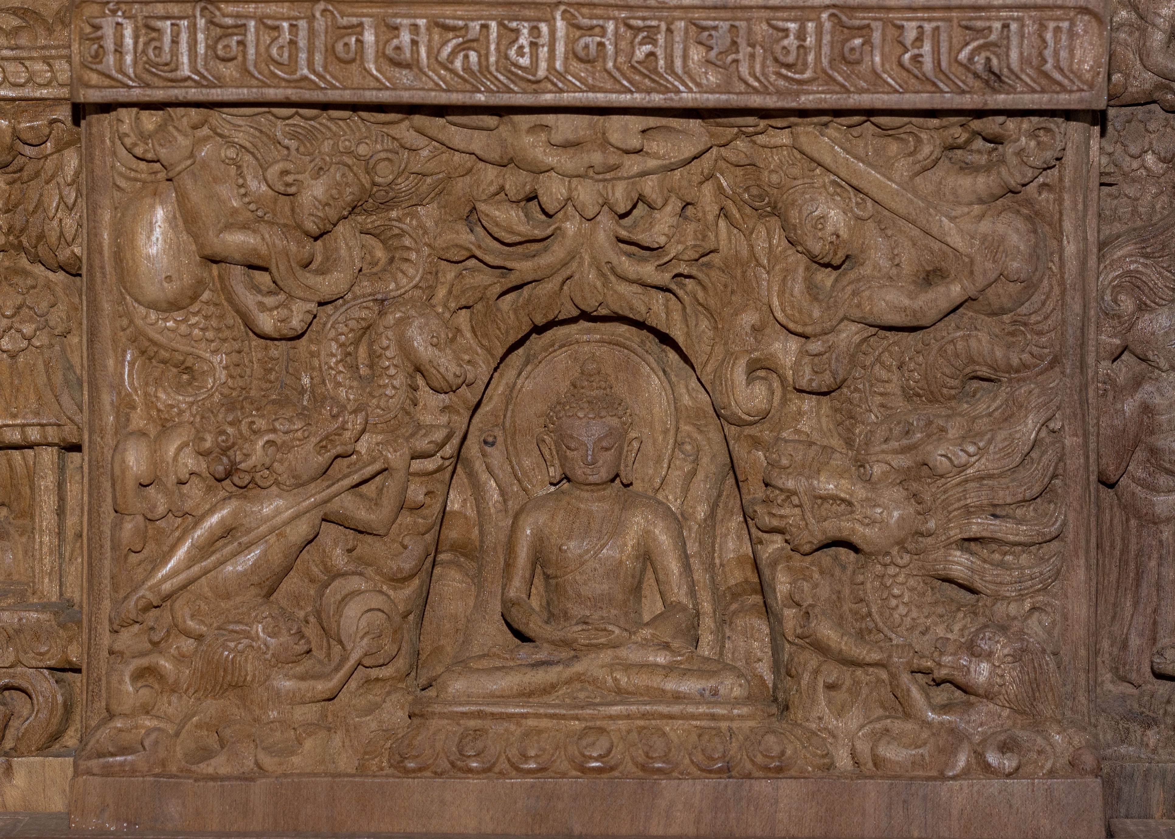 Shakyamuni Buddha Spiritual Statue | Wooden Body