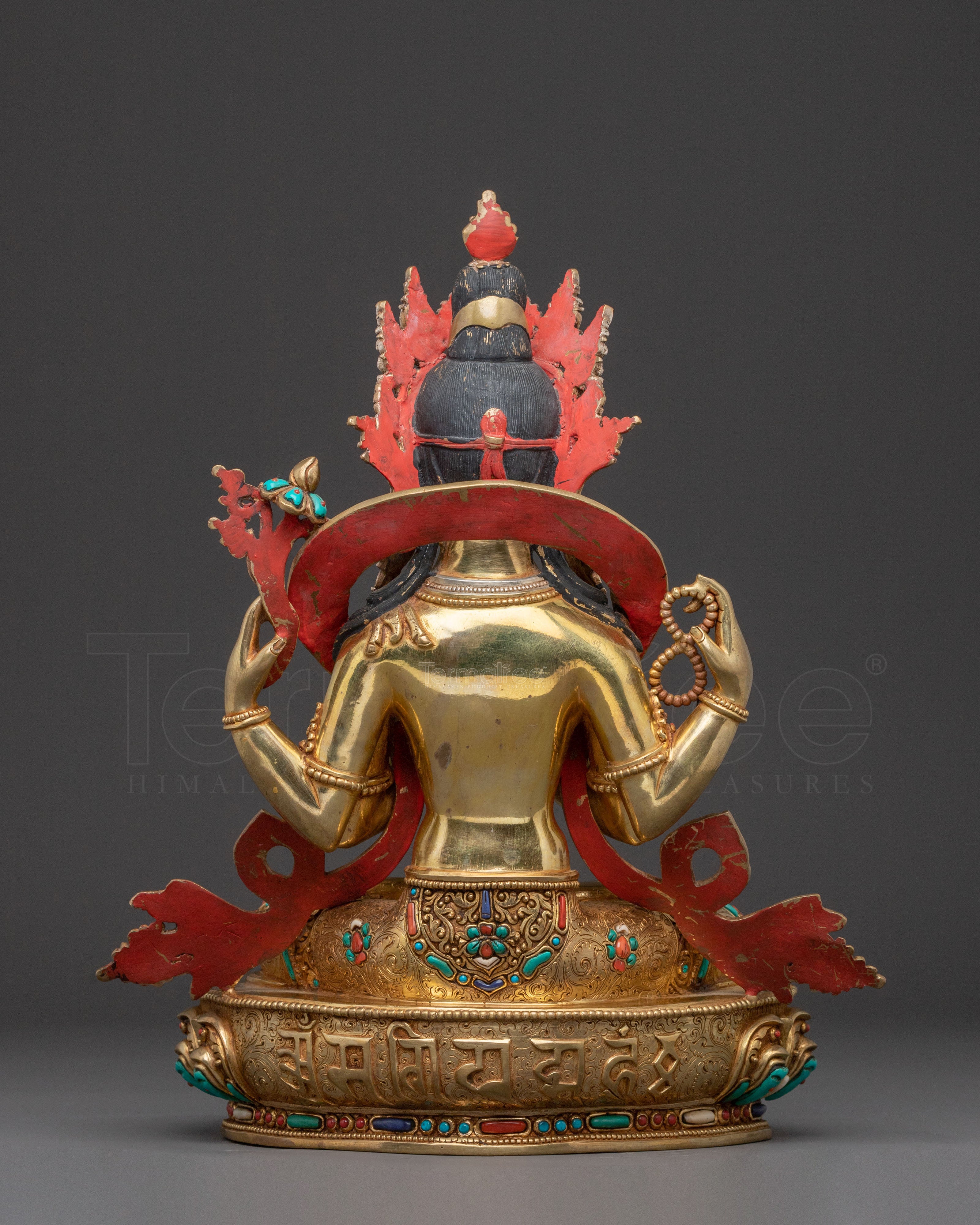 Copper Chenrezig Divine Statue: Gilded Grace