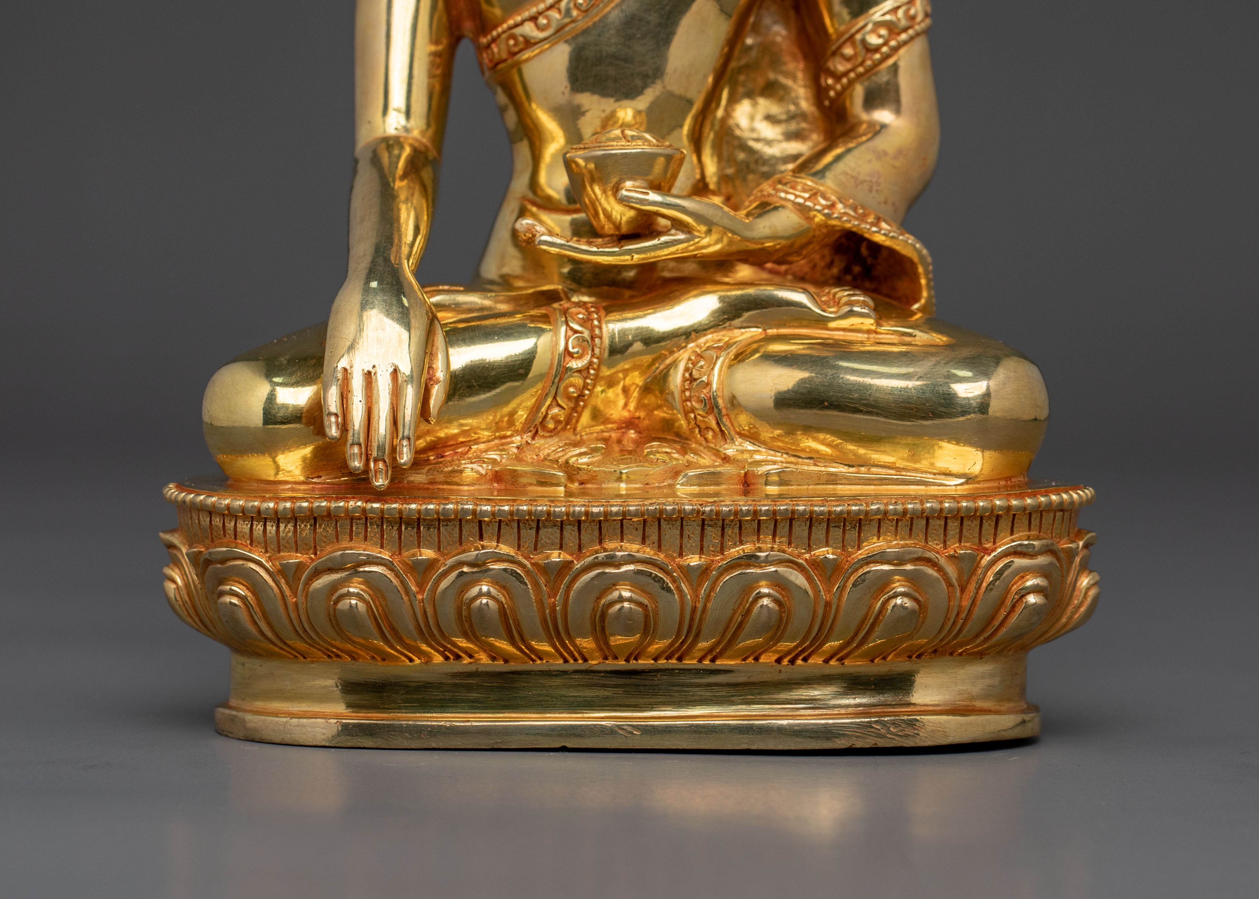 Shakyamuni Buddha 24K Gold Gilded Figure