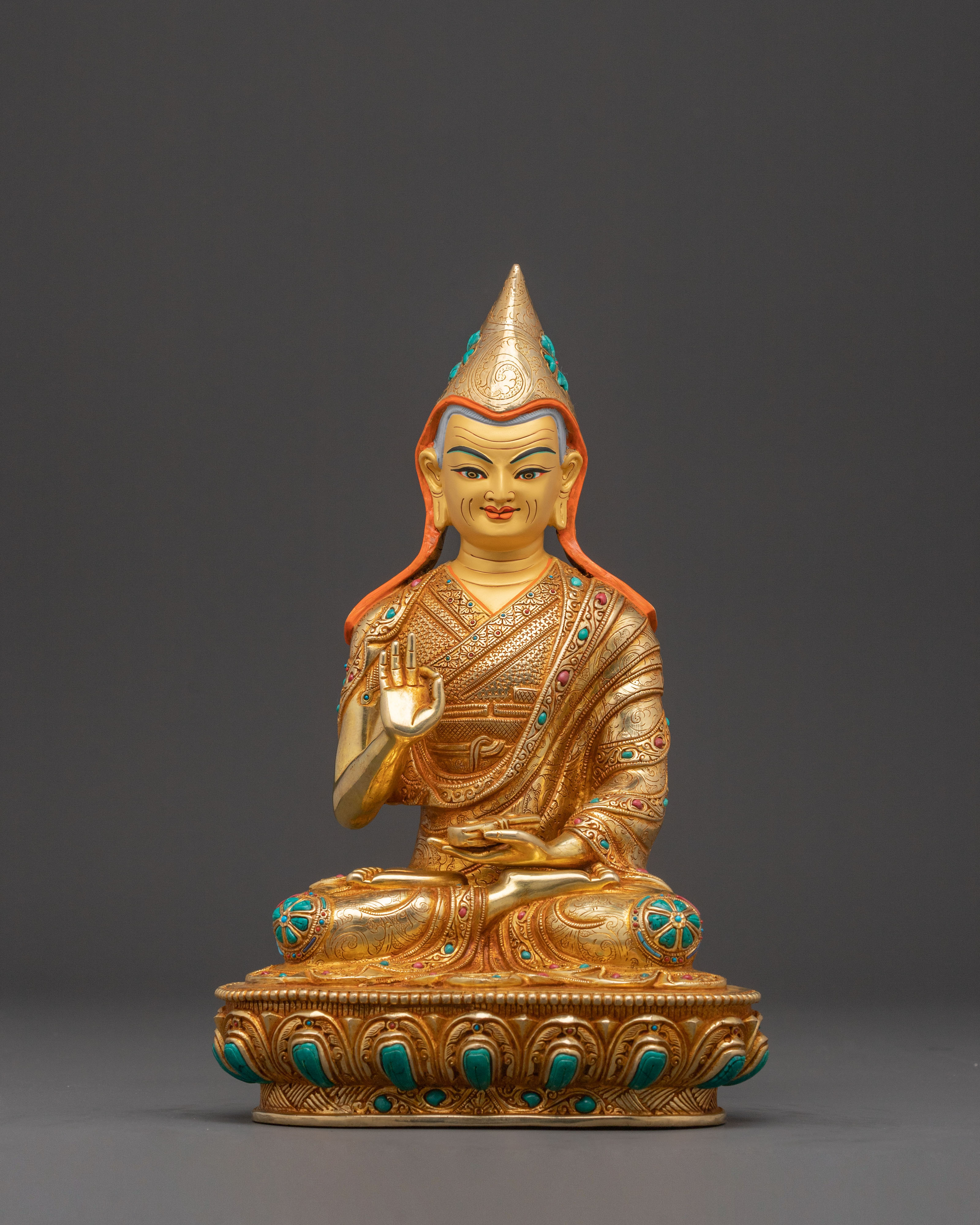 Statue of Tsongkhapa with Disciples