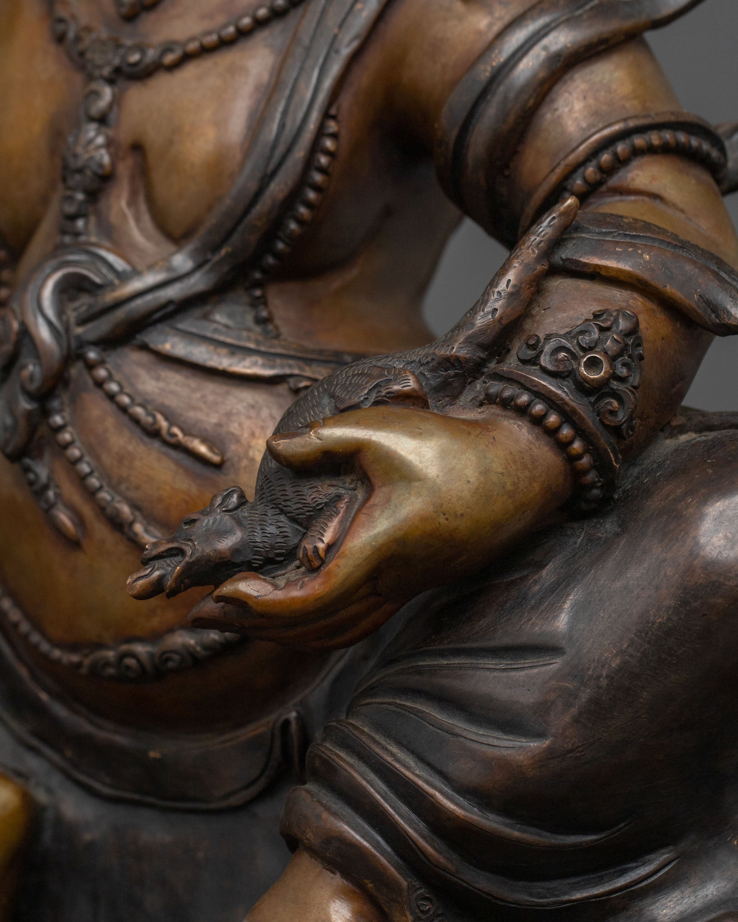 White Dzambhala Statue | Wealth God