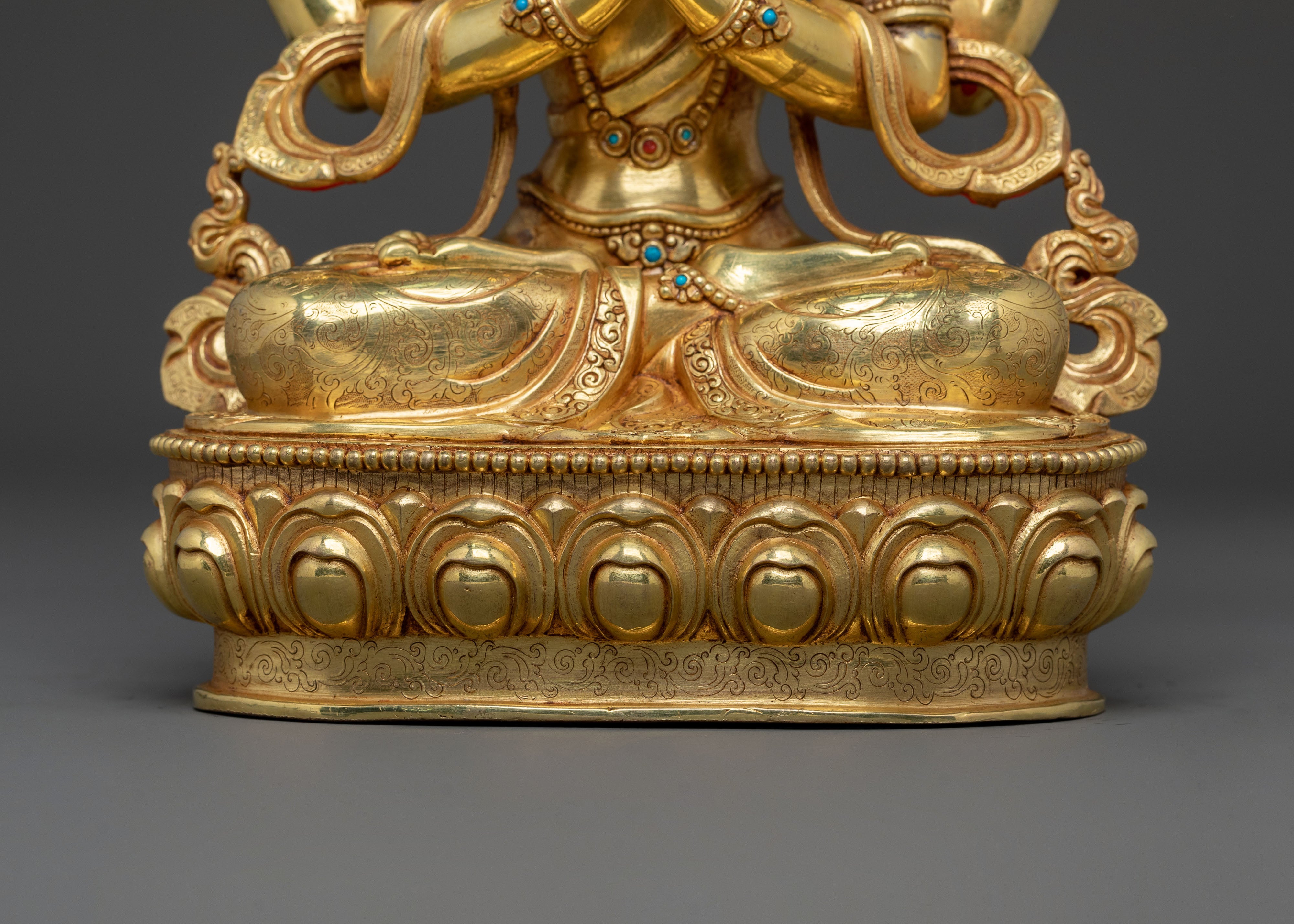 Chenrezig Statue: Four Armed Bodhisattva