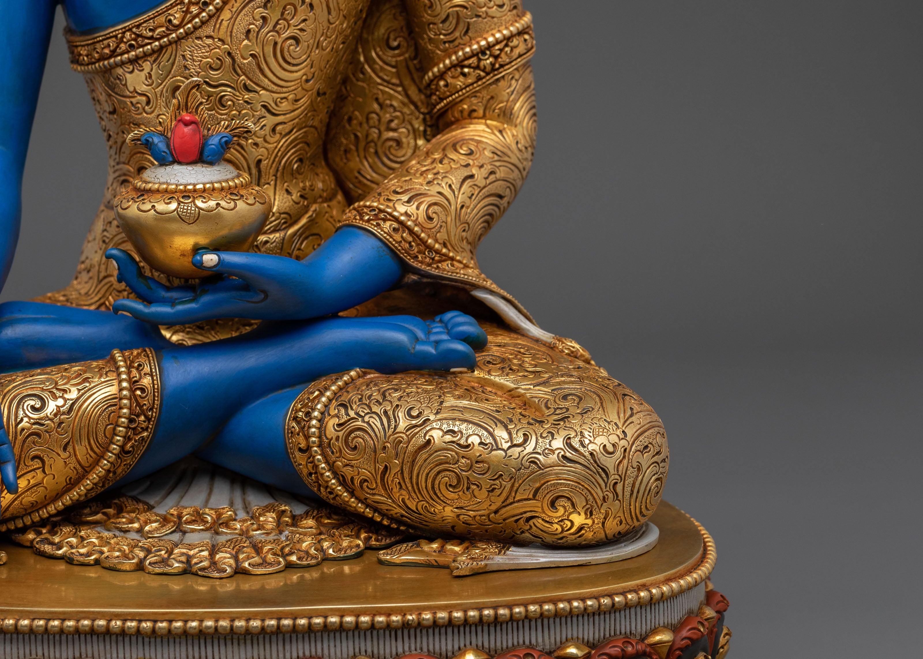 Medicine Buddha Healing Lineage Statue | 24K Gold Gilded