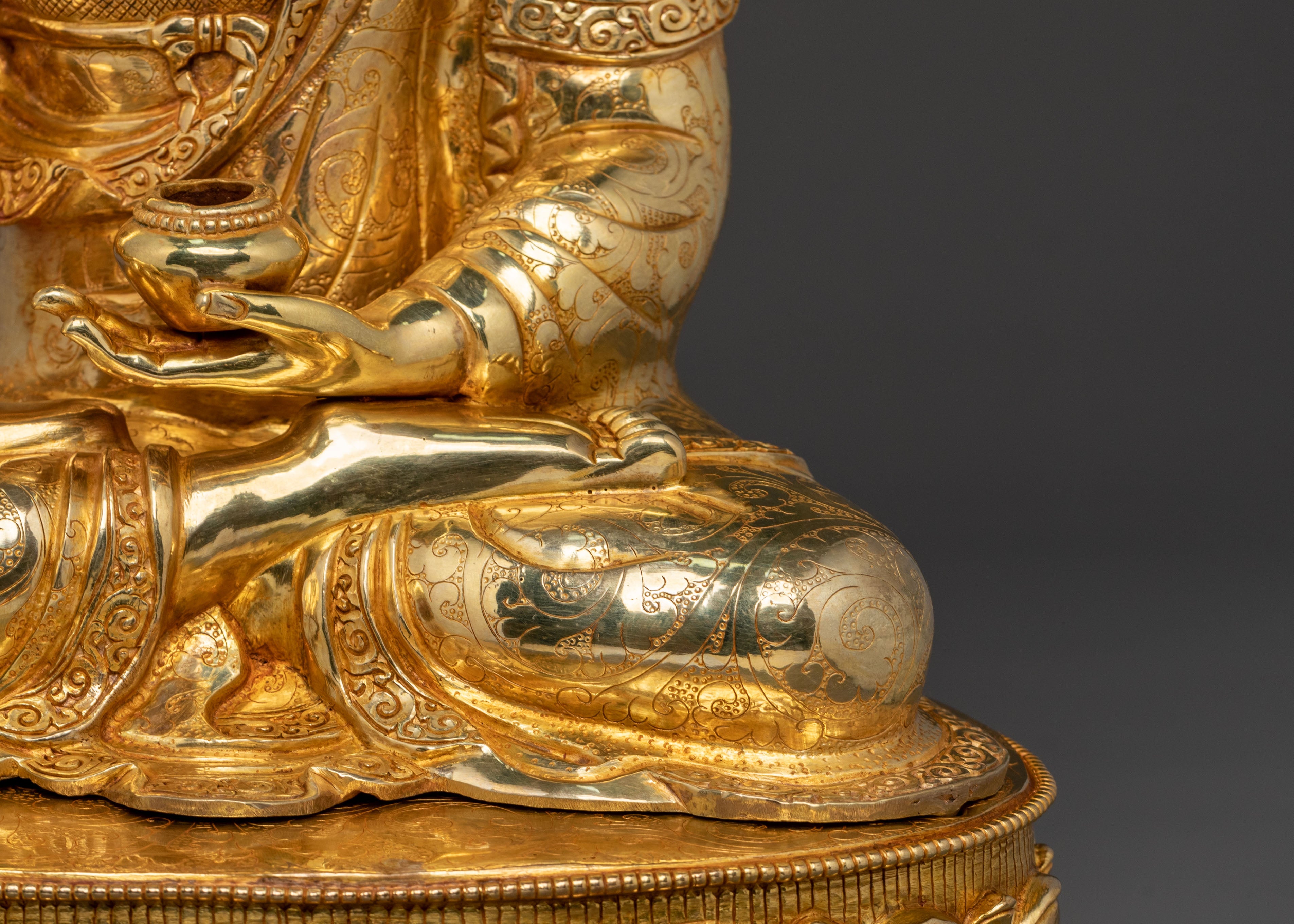 Buddhist Shakyamuni Buddha Statue | Symbol of Enlightenment