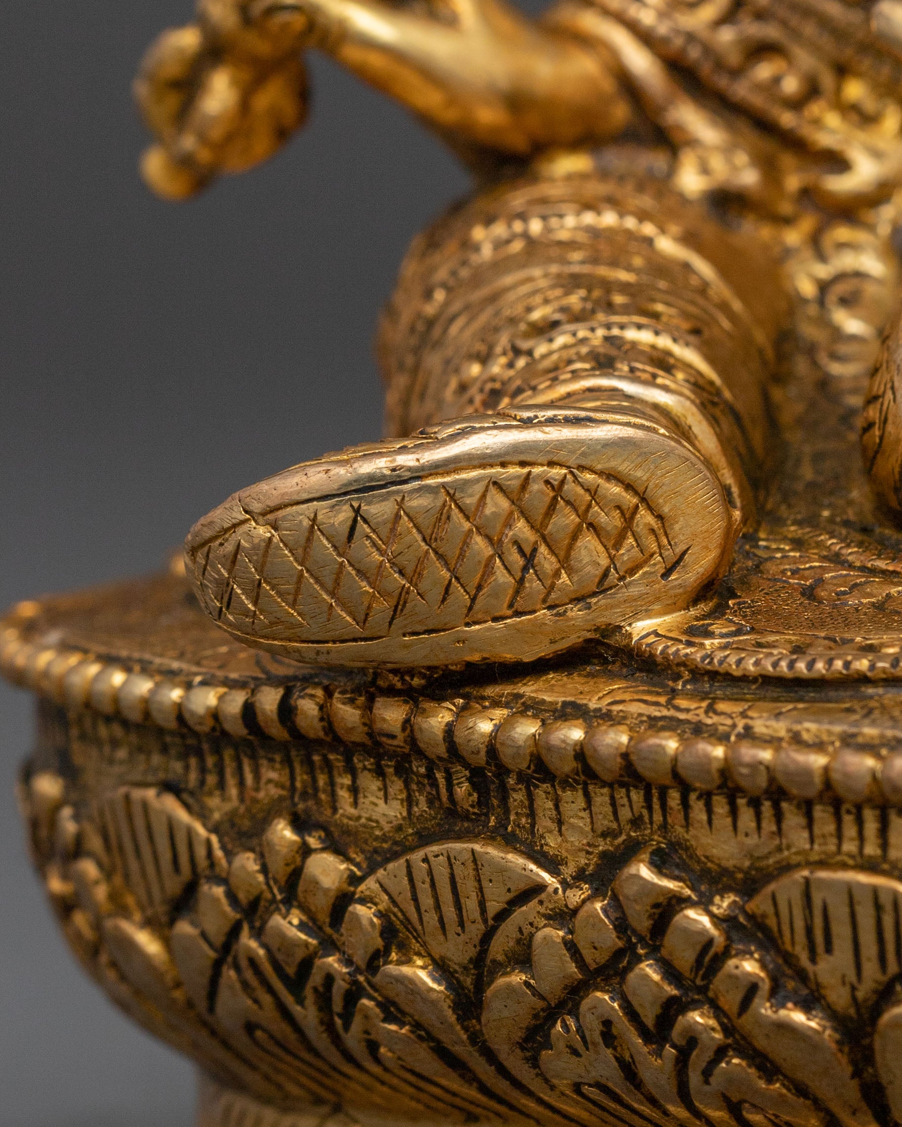 Guru Rinpoche Wisdom Statue | Dharma Protector