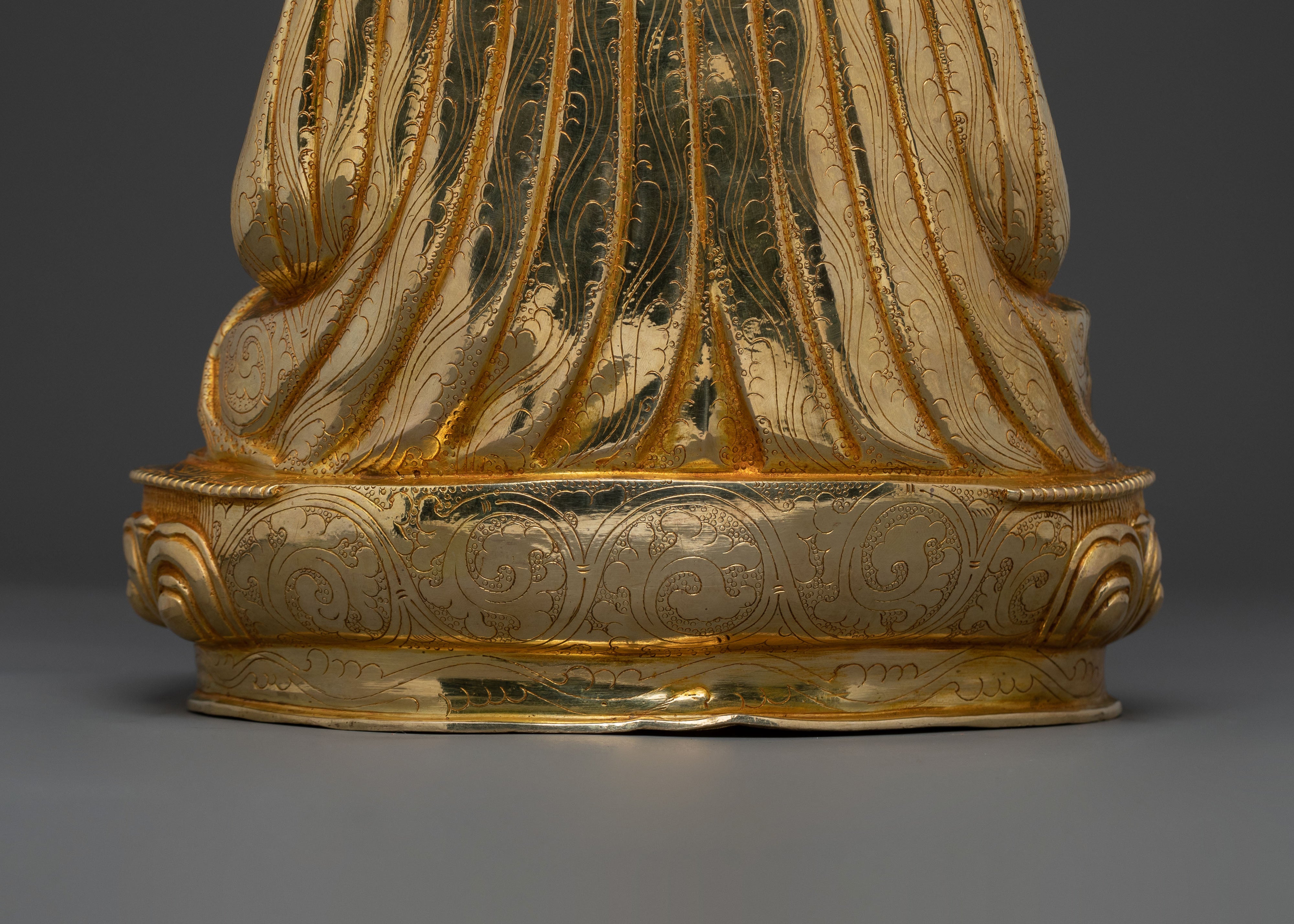 Guru Shapdum Protector Statue in 24K Gold