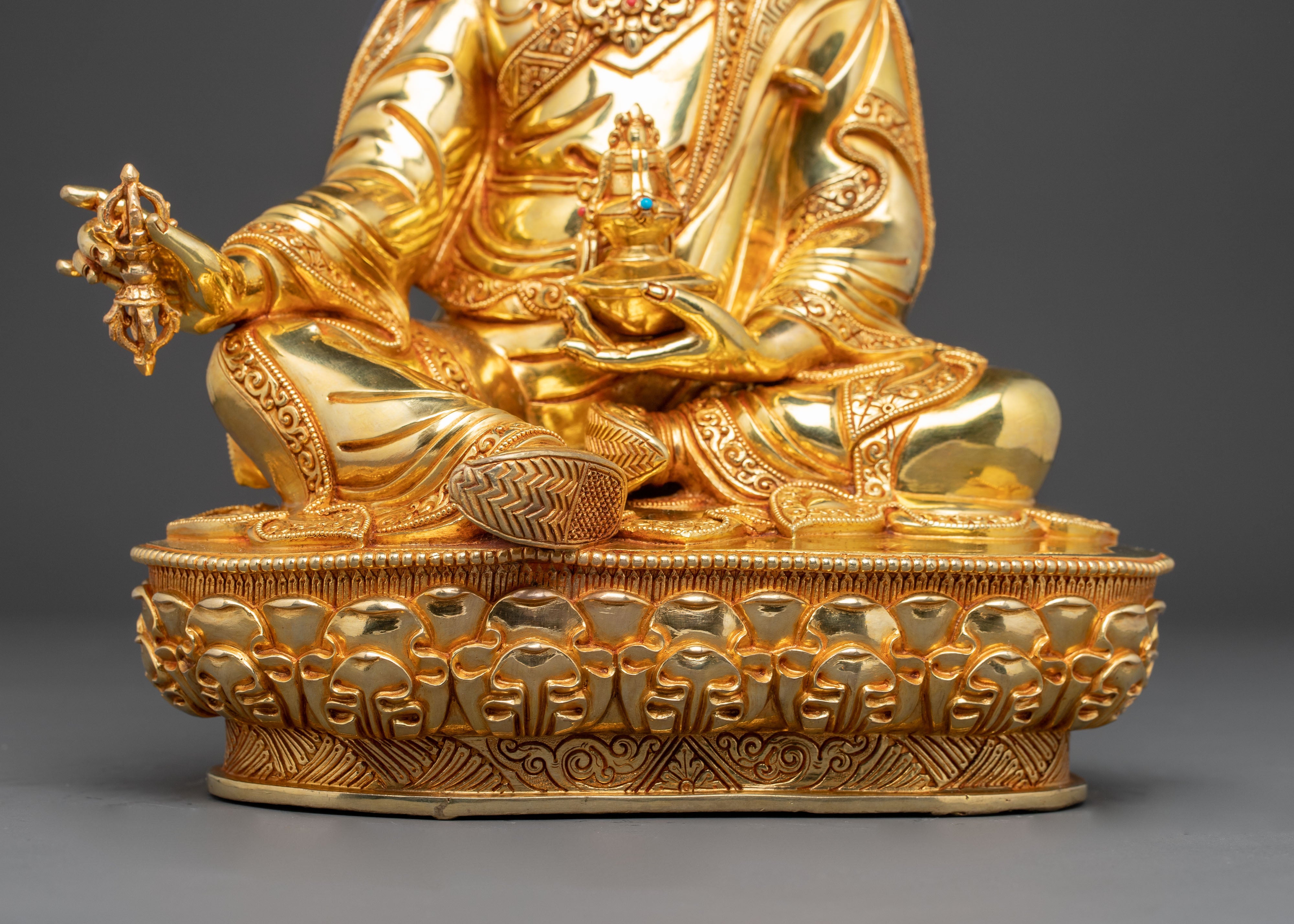 Handcrafted Guru Rinpoche Statue for Meditation | Padmasambhava Figurine