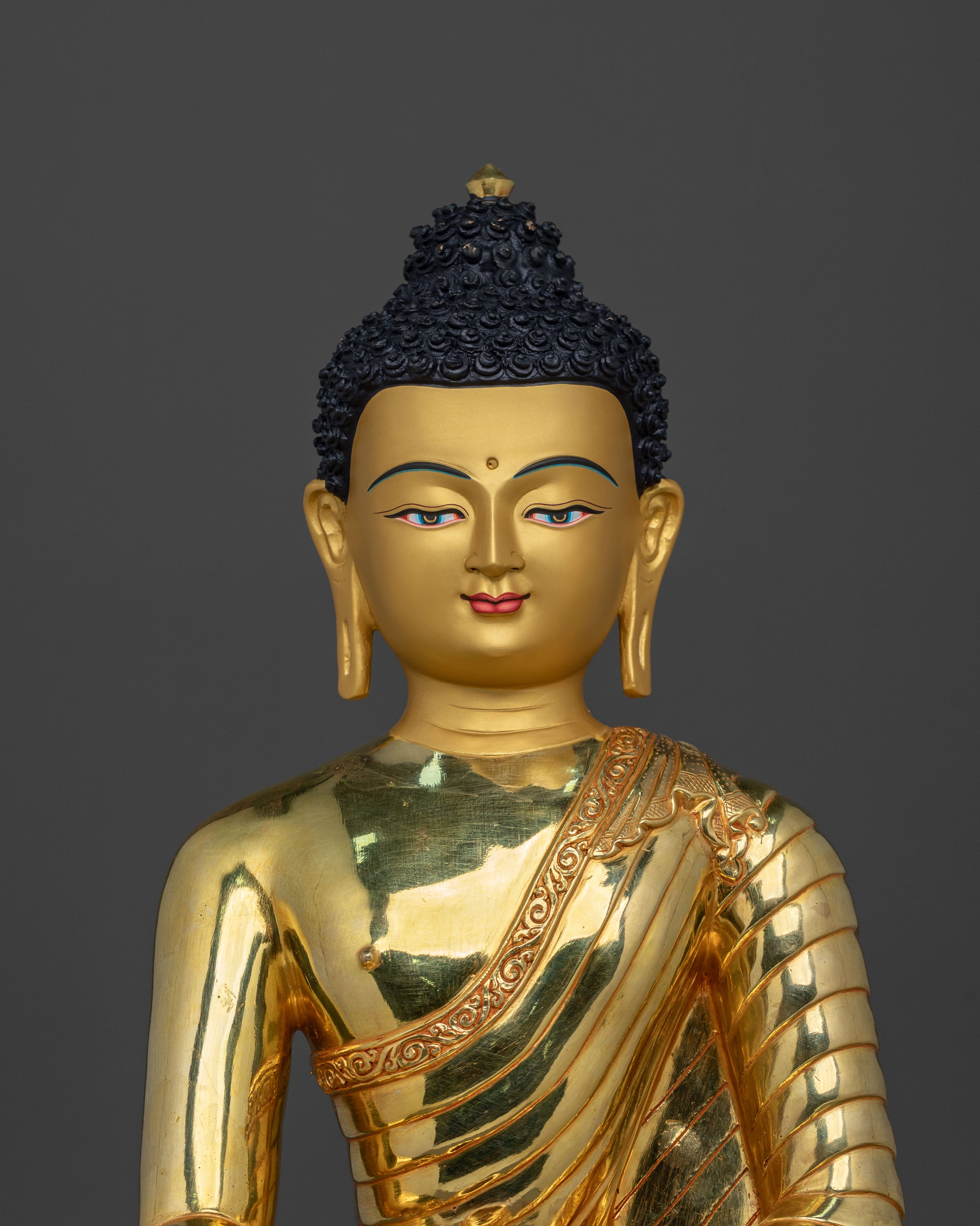historical founder of buddhism shakyamuni buddha statue