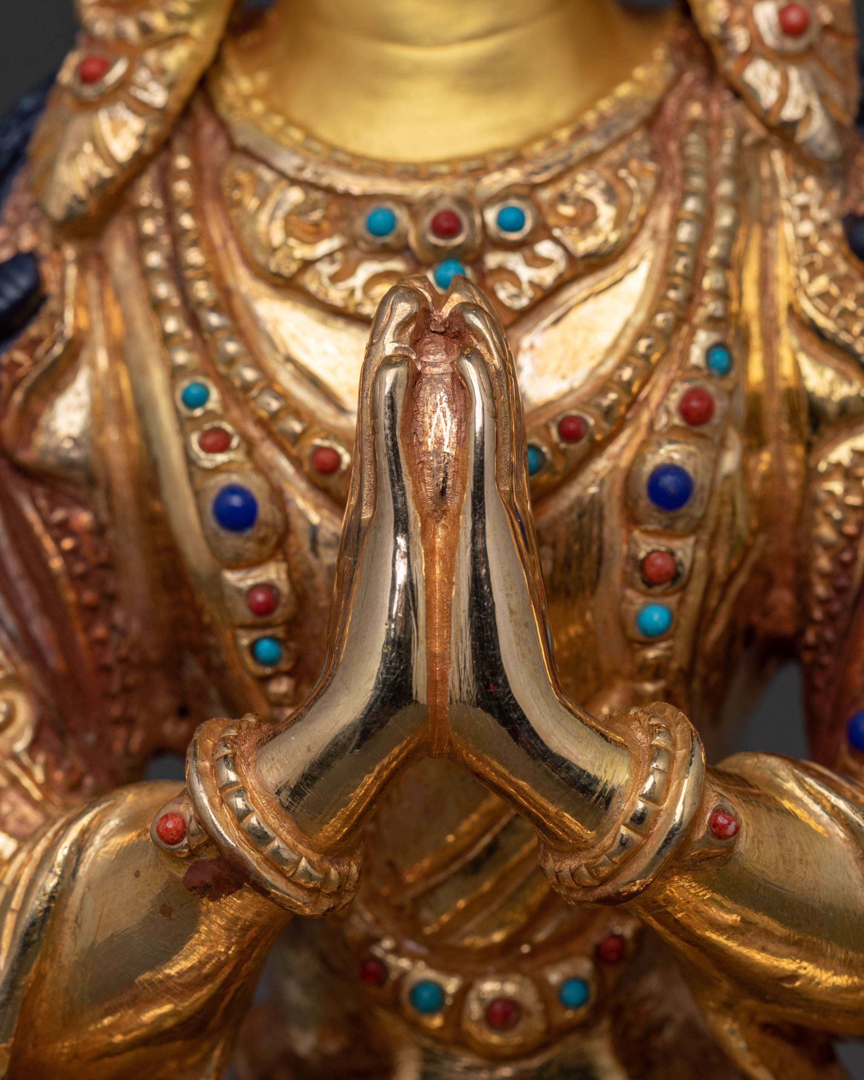 Chenrezig Serene Statue | Symbol of Compassion