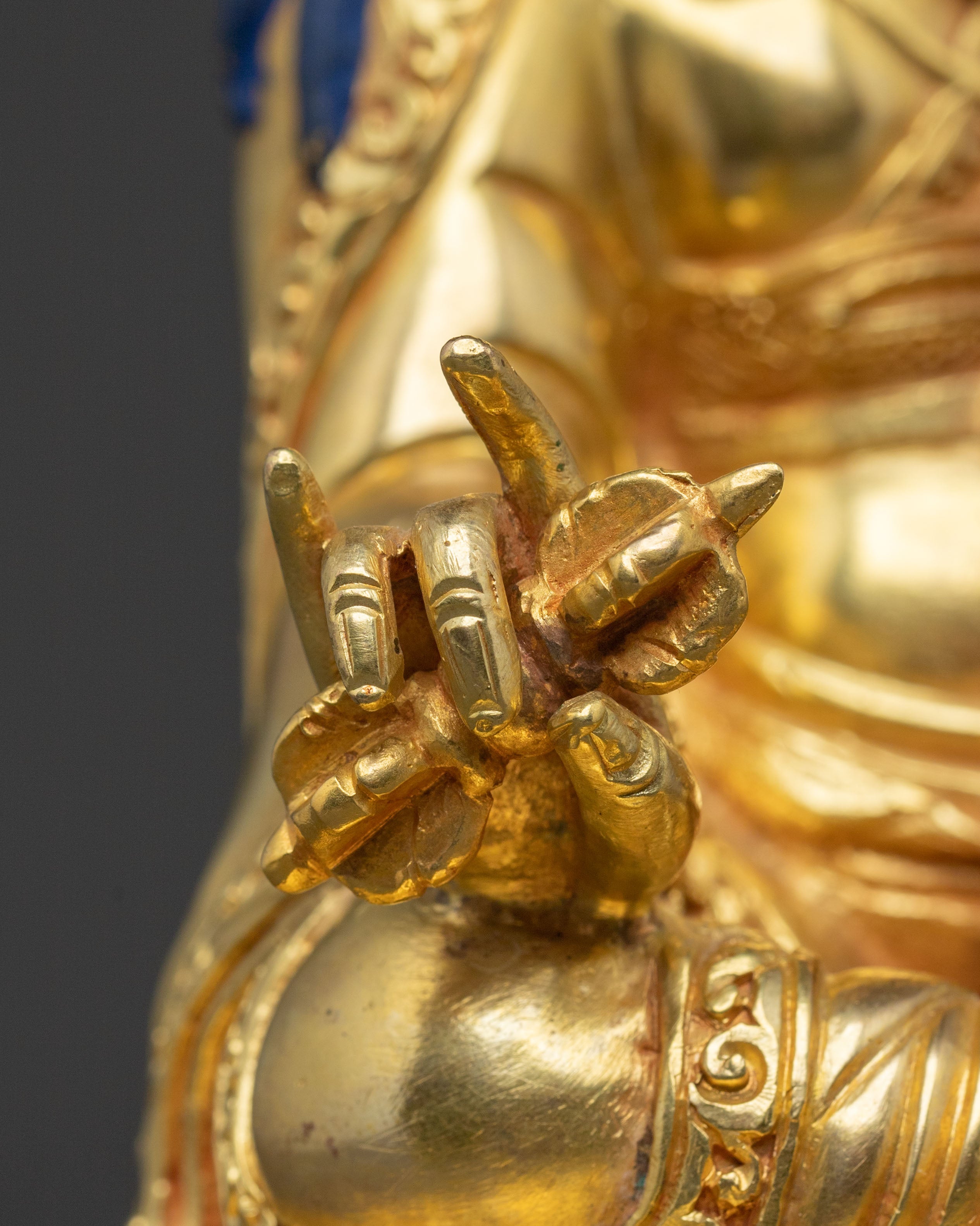 Guru Rinpoche Statue: Sacred Wisdom