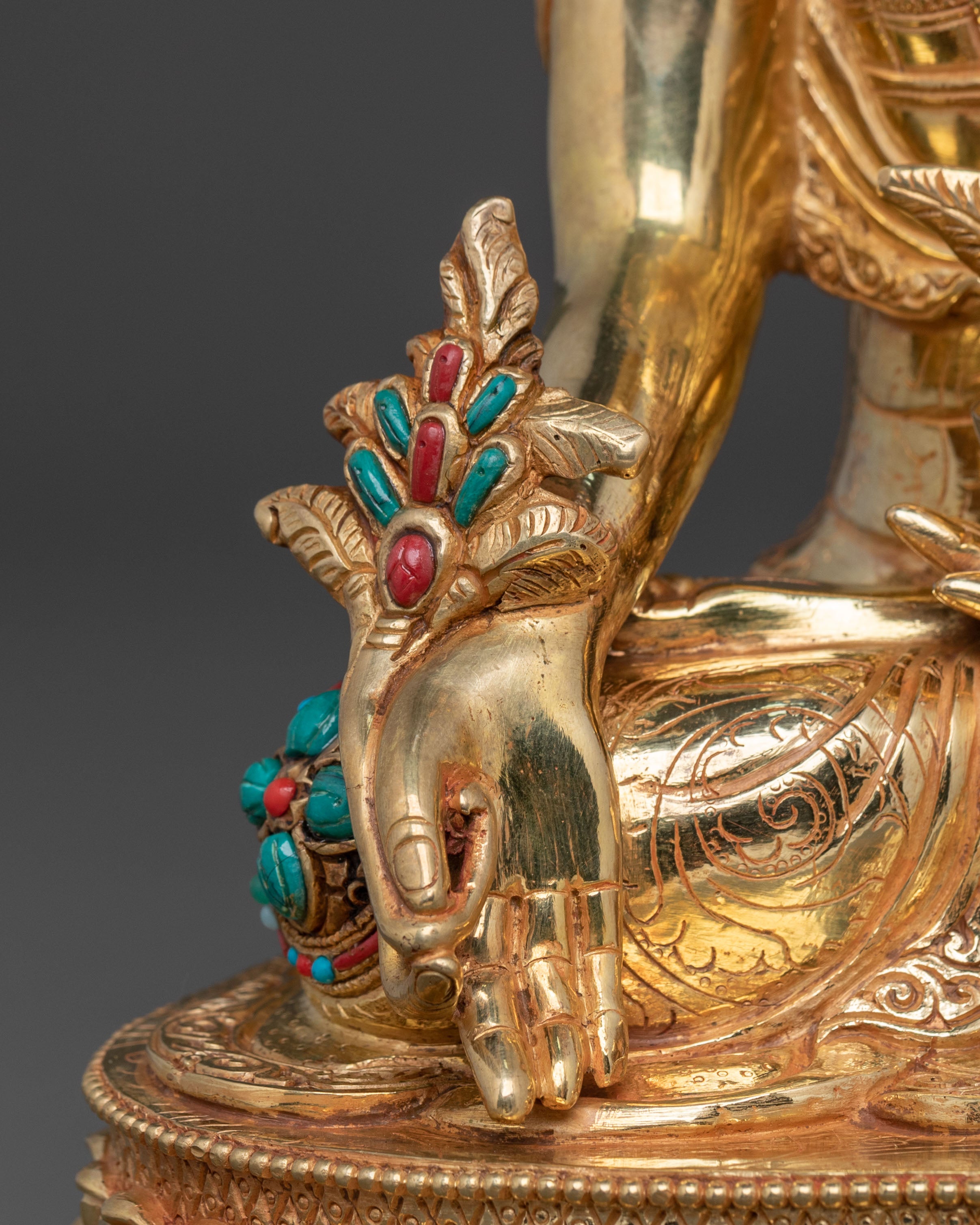 Bhaiṣajyaguru Traditional Statue: Spiritual Healer