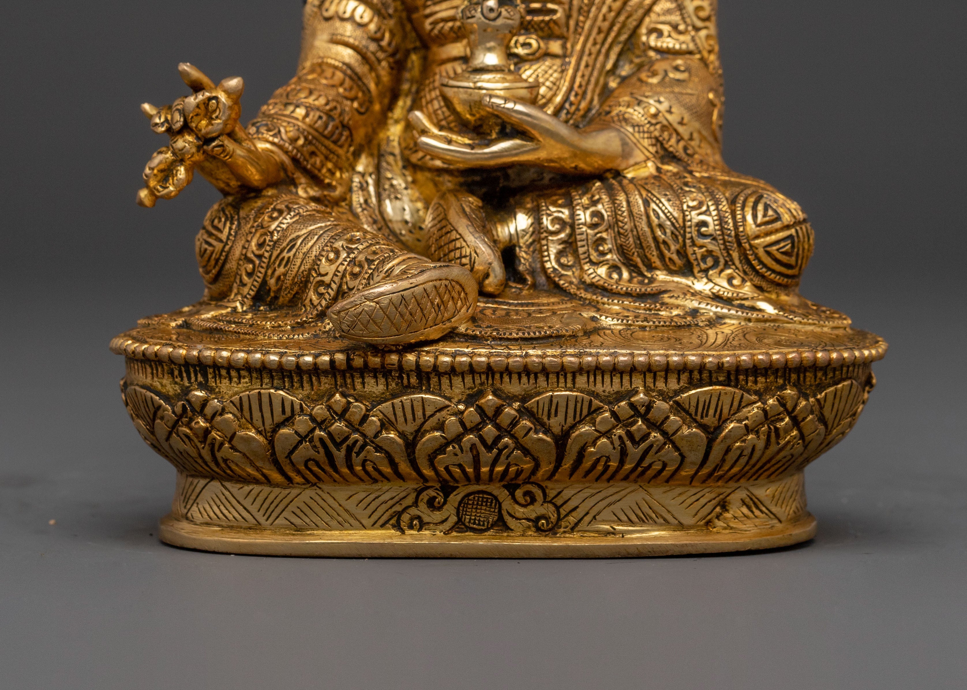 Guru Rinpoche Wisdom Statue | Dharma Protector