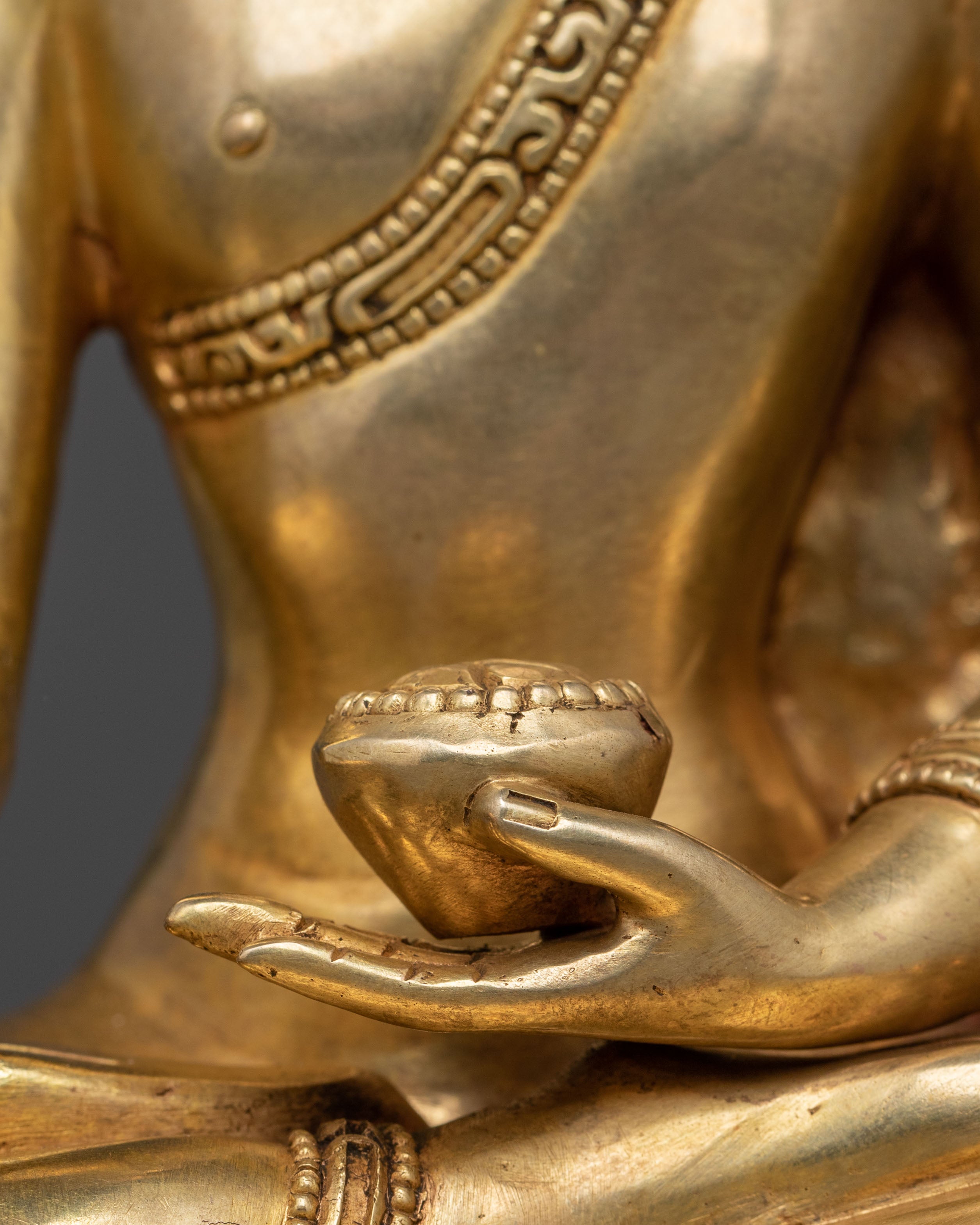24K Gold Gilded Shakyamuni Buddha Statue: Home Decor