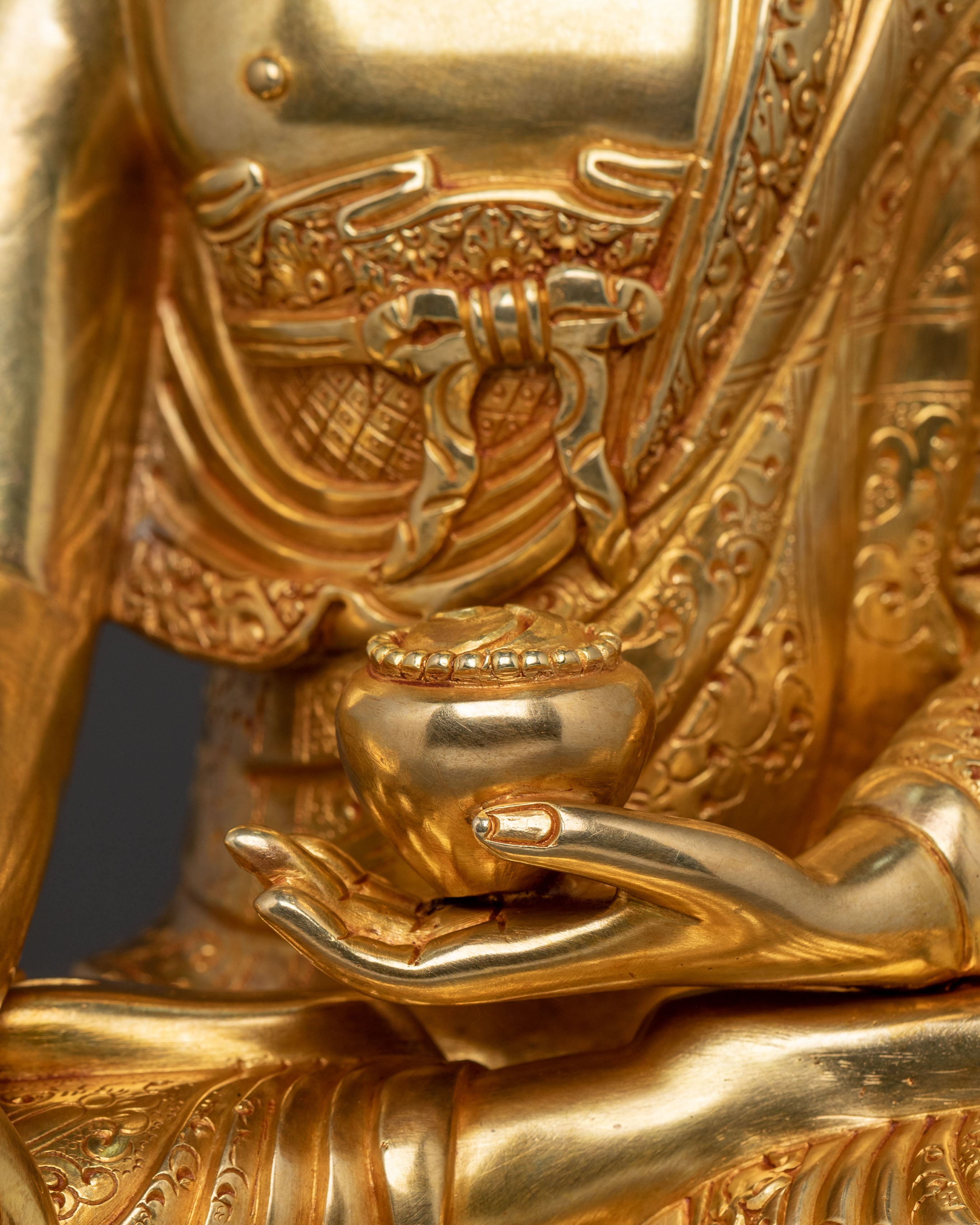 Shakyamuni Buddha Peace Sculpture | Enlightened One