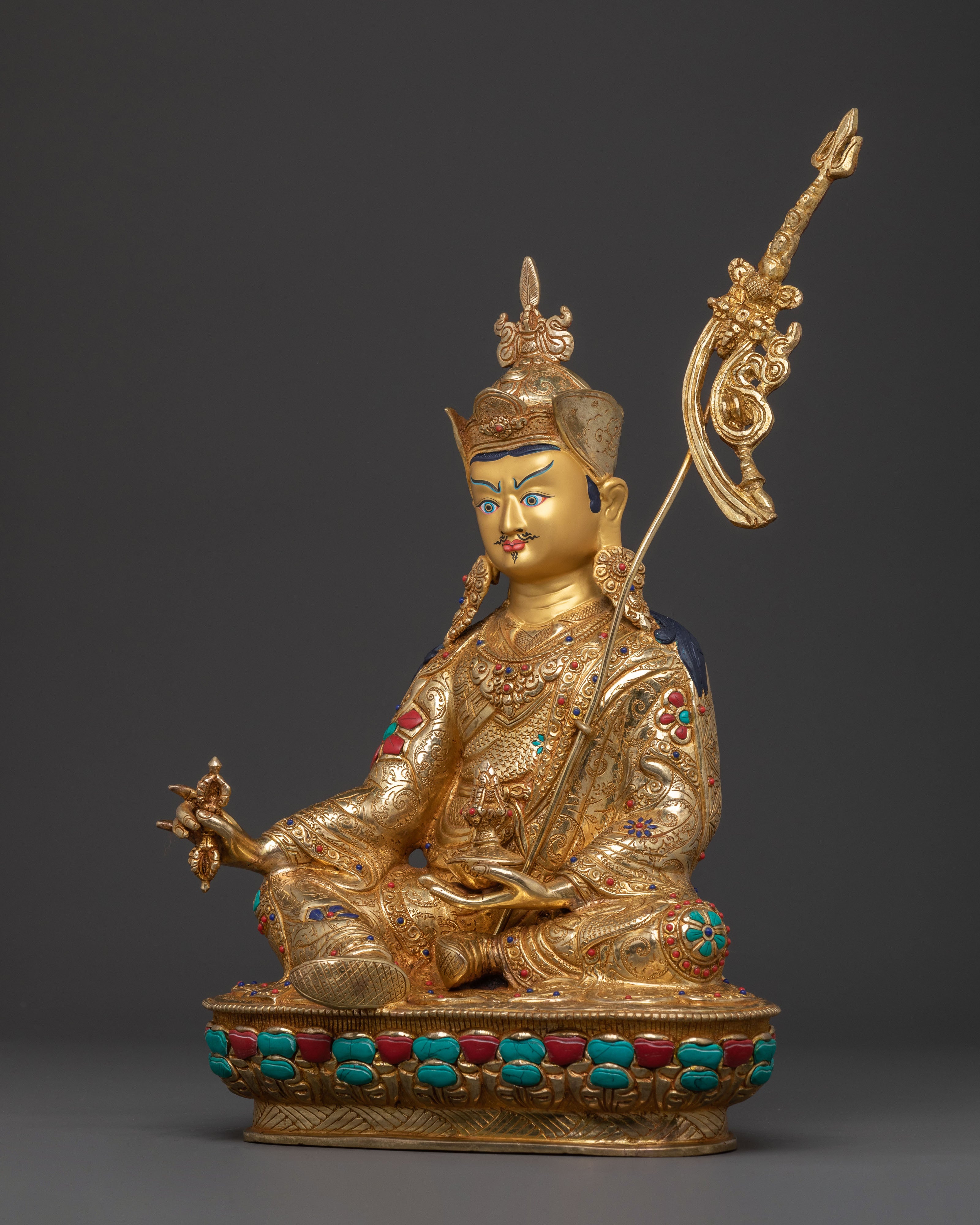 Sacred Guru Rinpoche Statue for Meditation