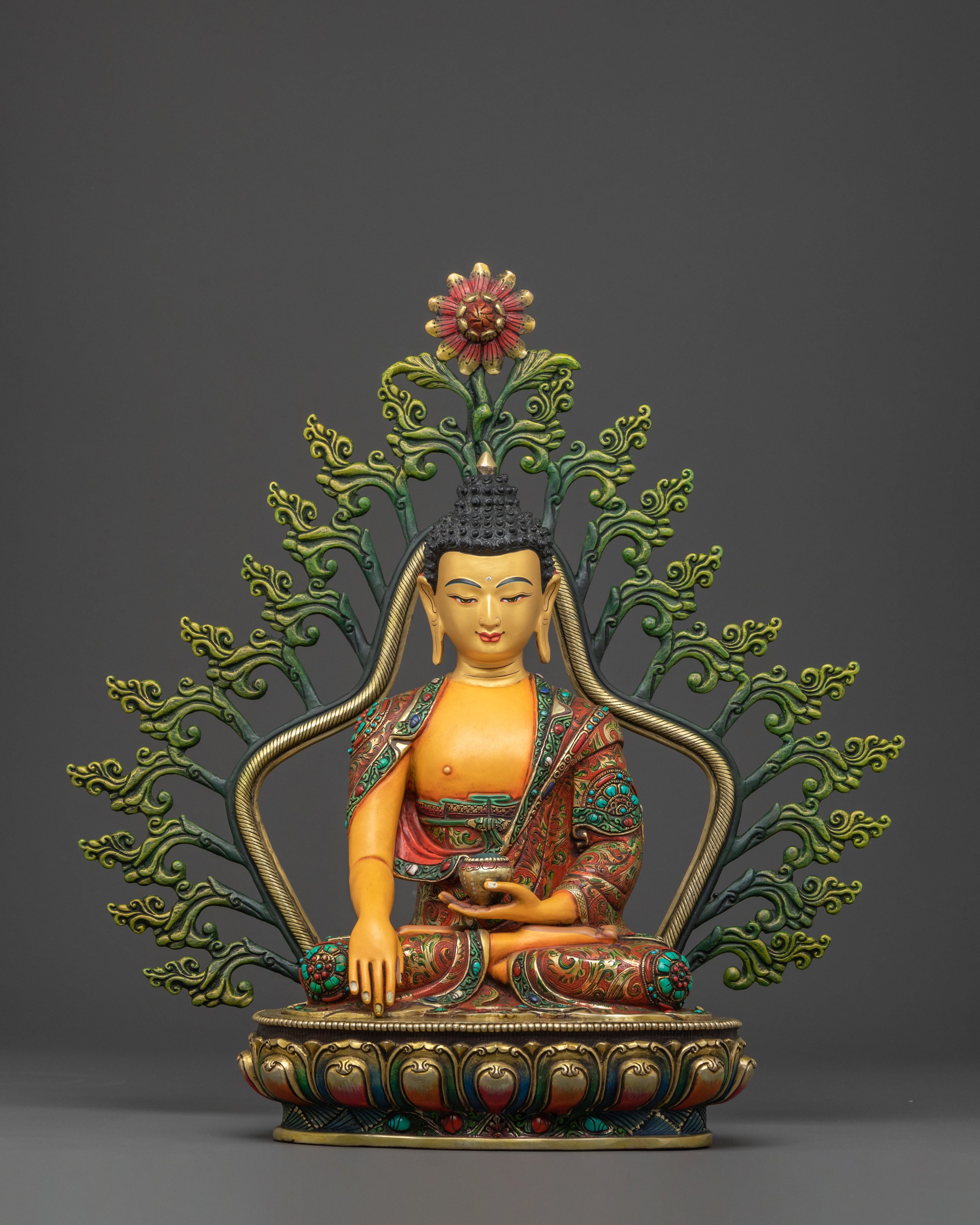 Shakyamuni Buddha Statue – Serene Nepali Artistry