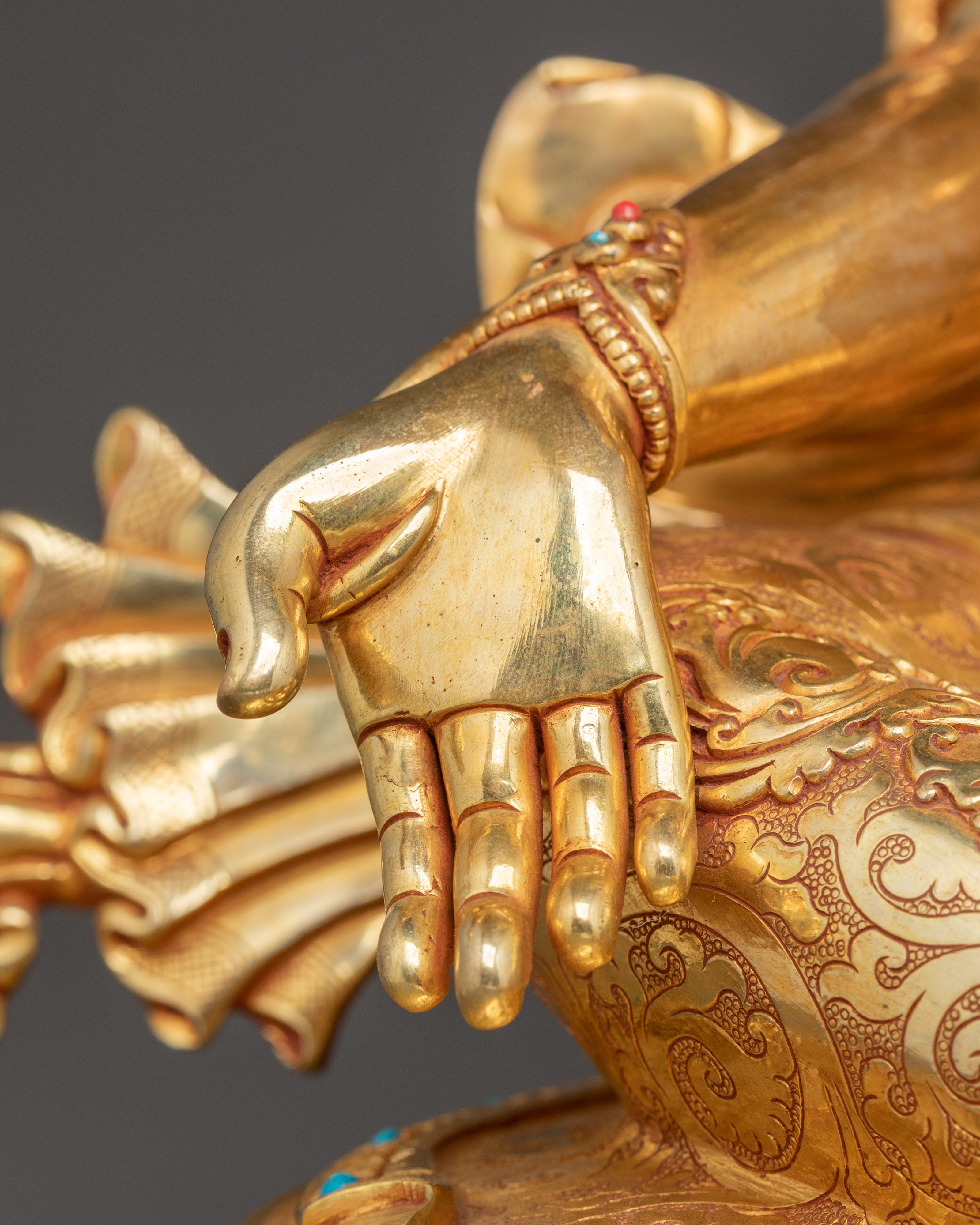 Shyama Tara Statue: Mother of All Buddhas | Traditional Icon of Compassion