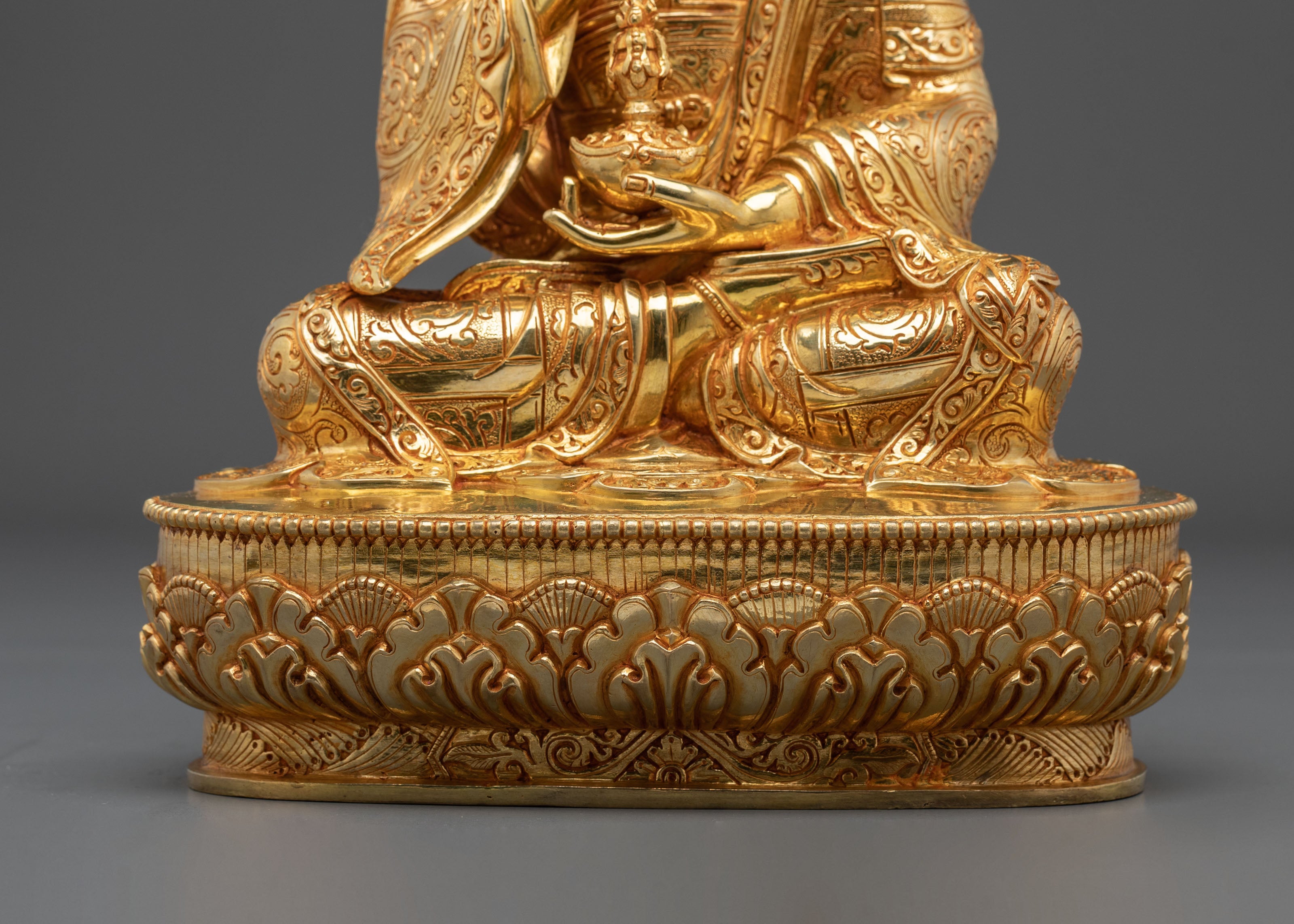 Padmasambhava Tsokye Dorje Form Statue: Buddhist Art
