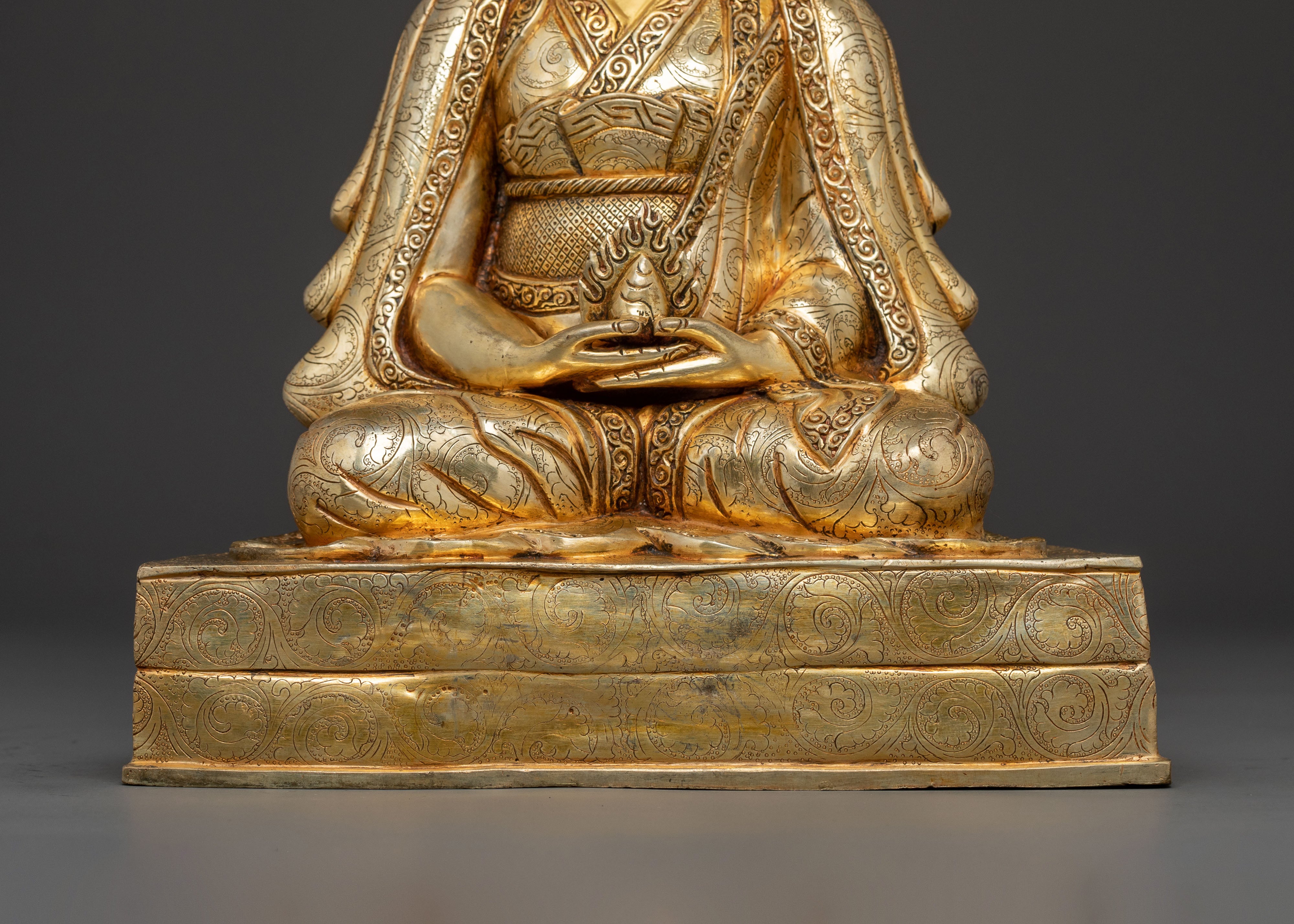 Gampopa Buddhist Master Statue | Sacred Figure