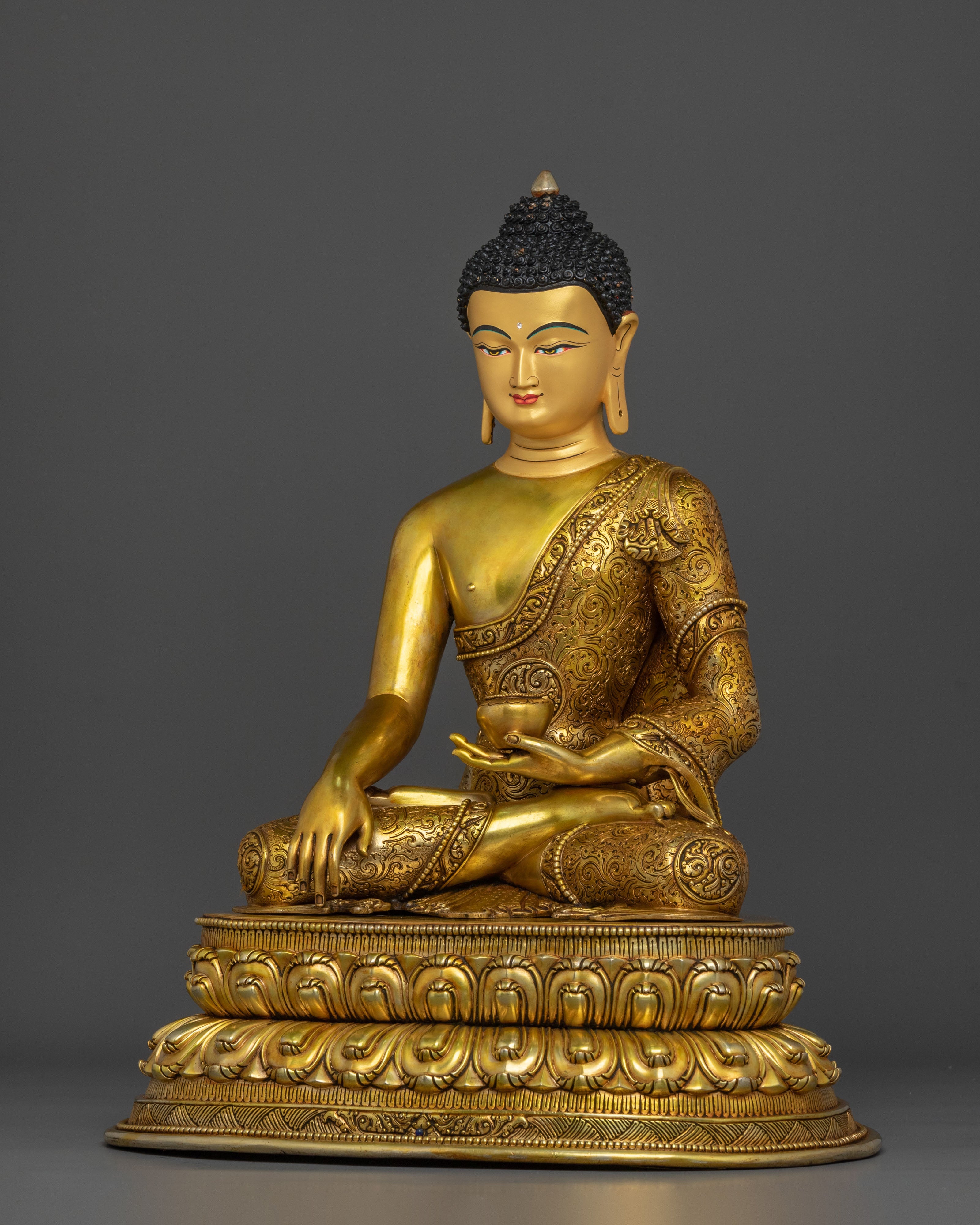 Shakyamuni Buddha Divine Figurine for Altar