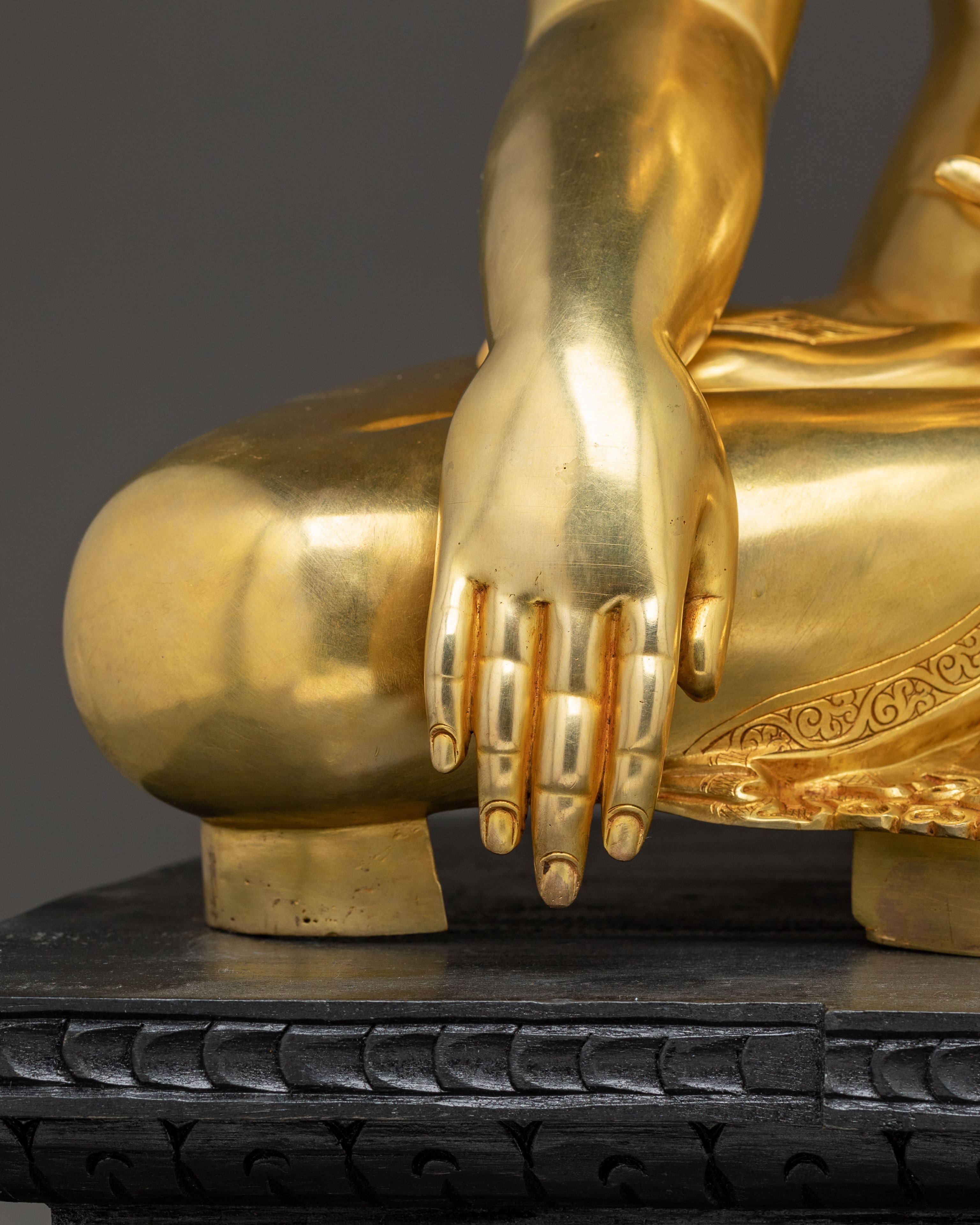 Himalayan Gautama Buddha Handmade Golden Statue | Shakyamuni Buddha Artwork