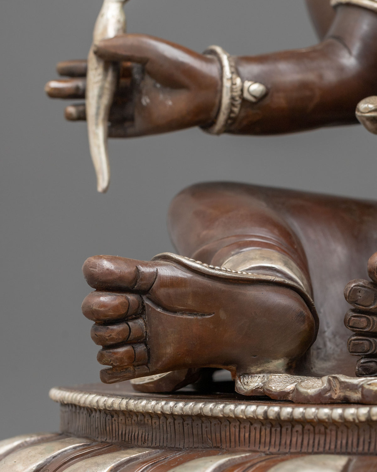 Oxidized Copper Ganesh Statue | Silver-Plated Hindu Deity Sculpture