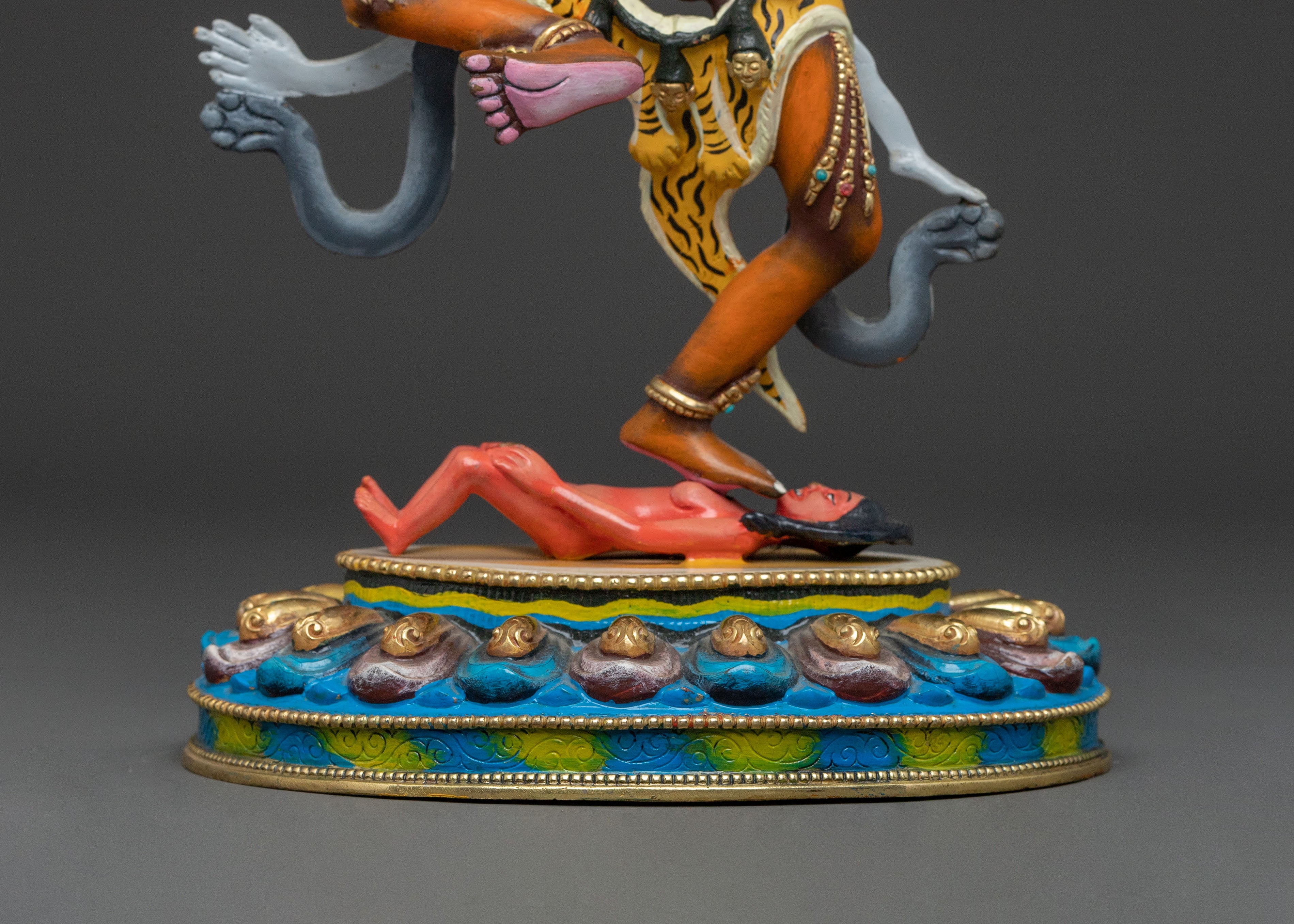 Troma Nagmo Fierce Statue | Black Wrathful Mother