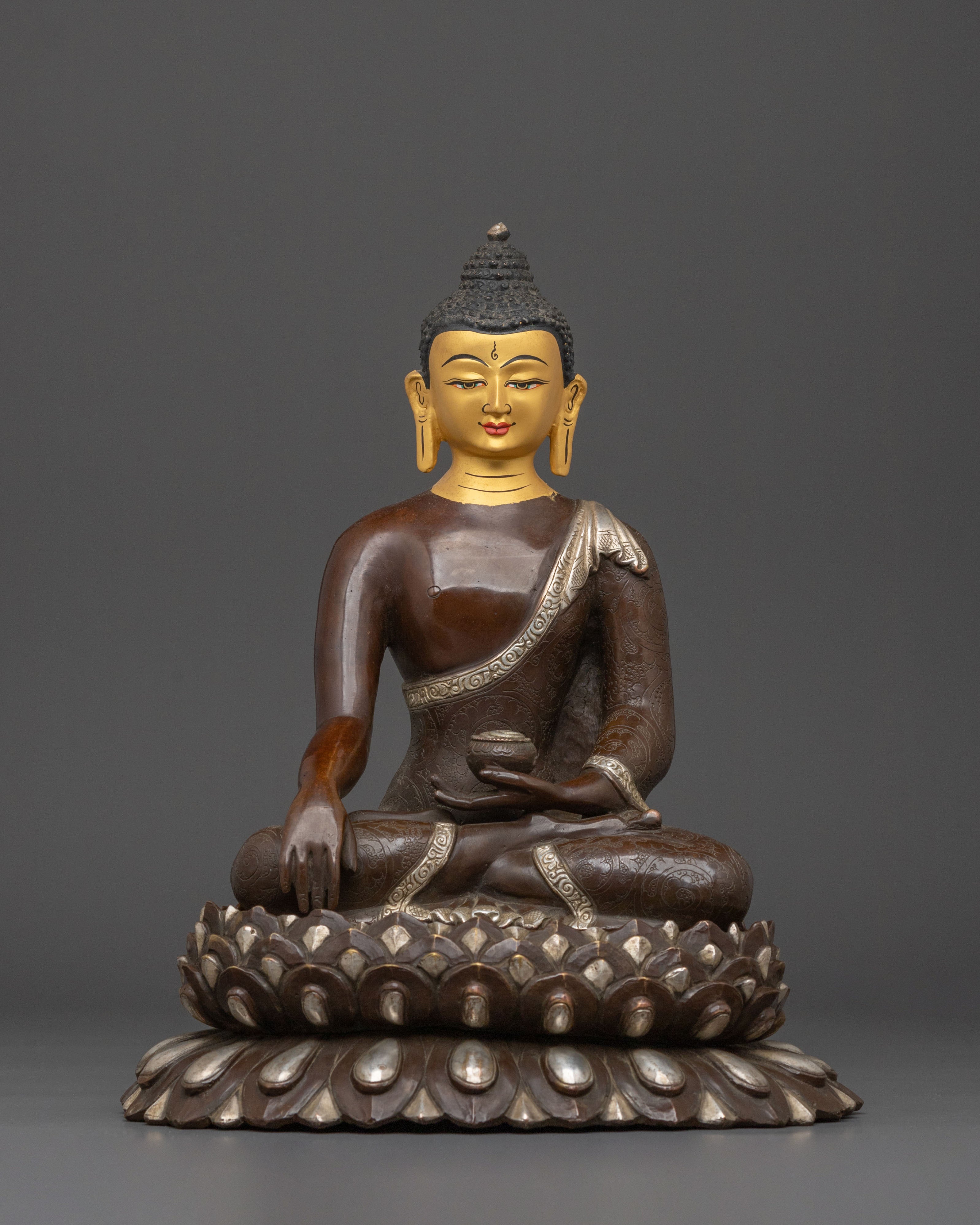 Shakyamuni Buddha Statue 
