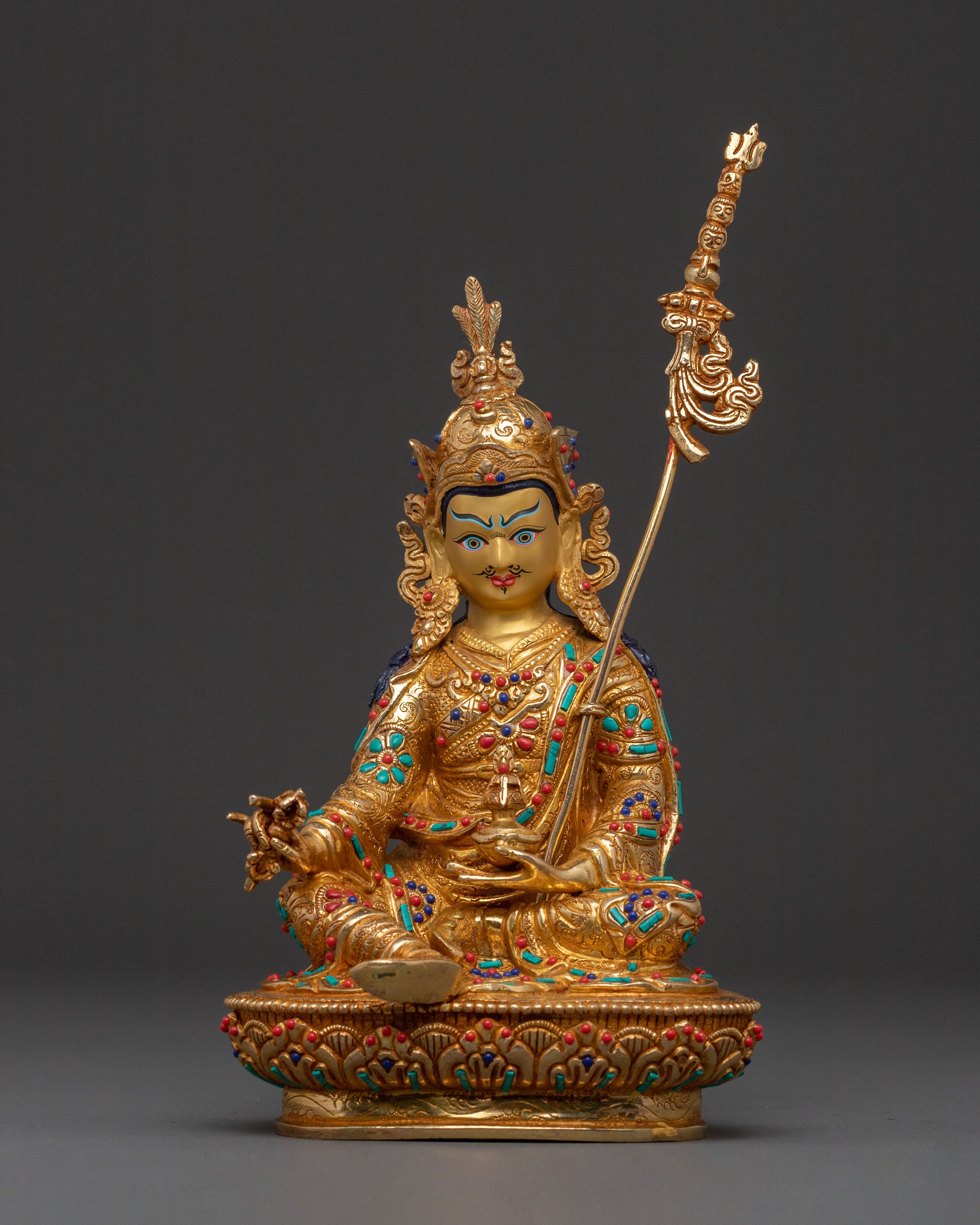 Guru Rinpoche  Statue 