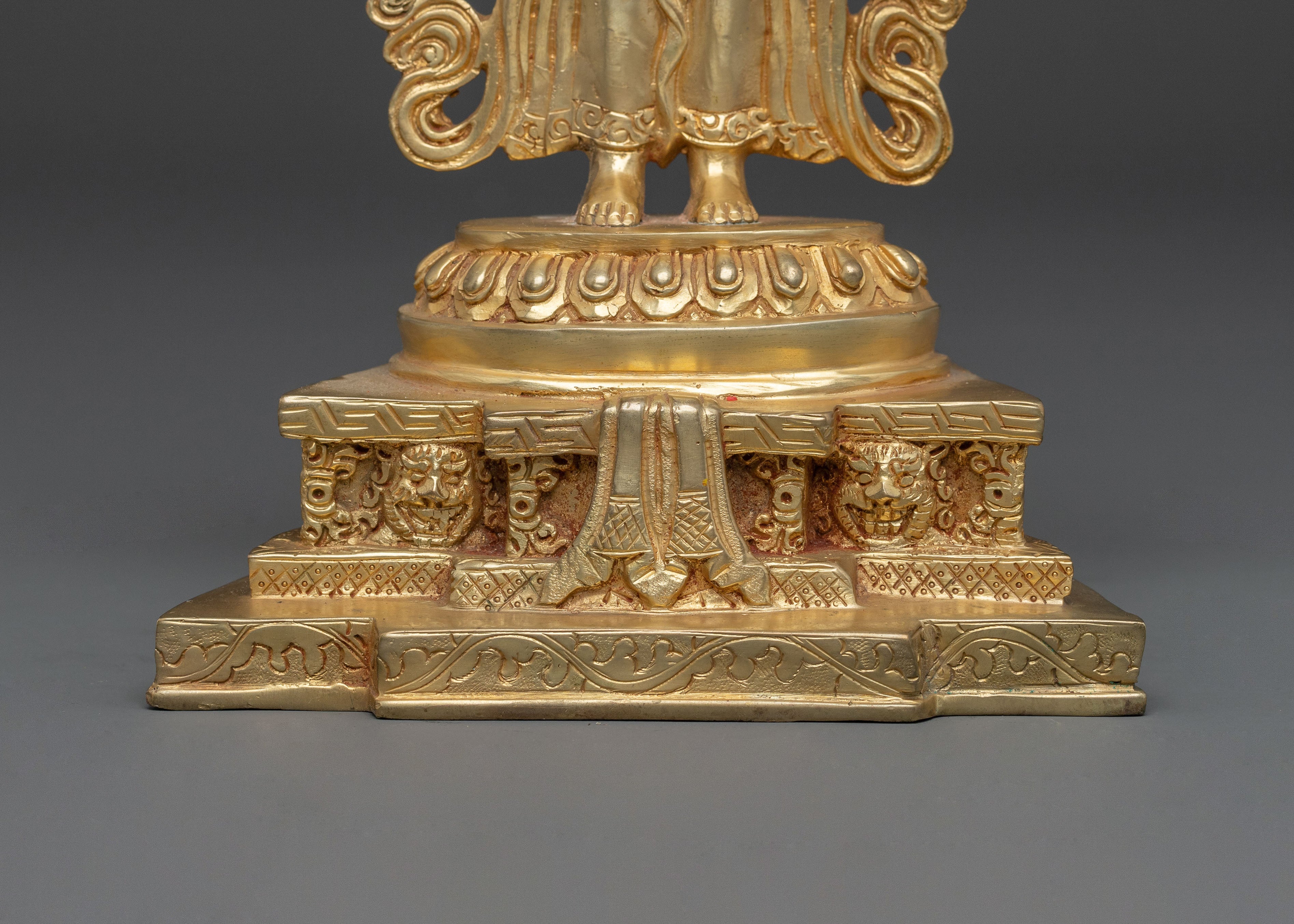 1000 Armed Chenrezig Statue: Boundless Compassion