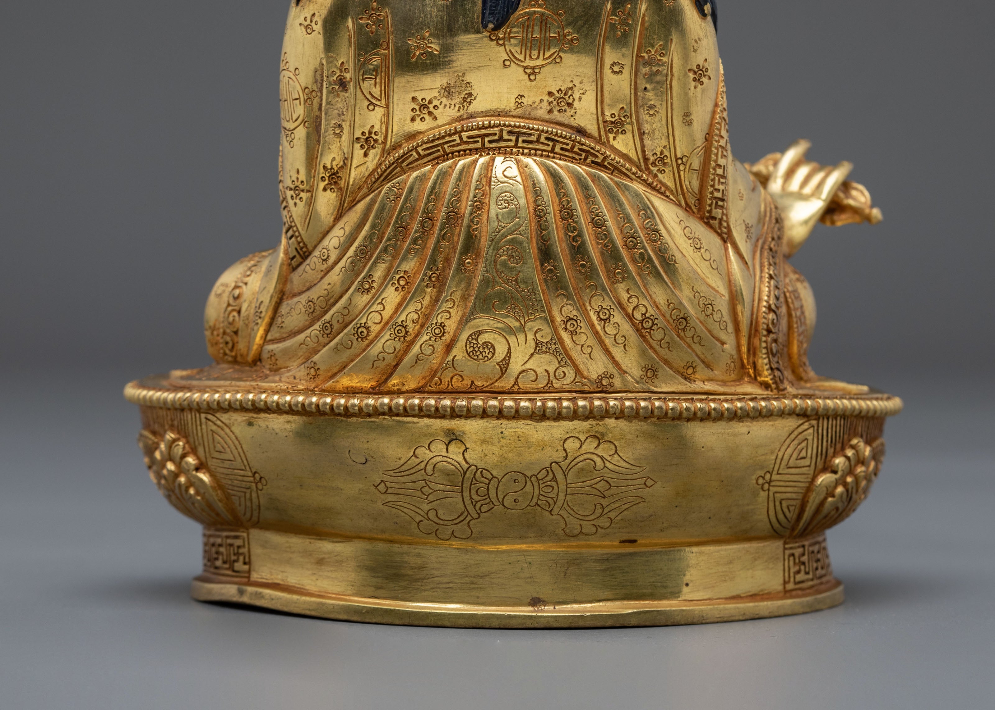 Himalayan Guru Rinpoche Spiritual Figurine