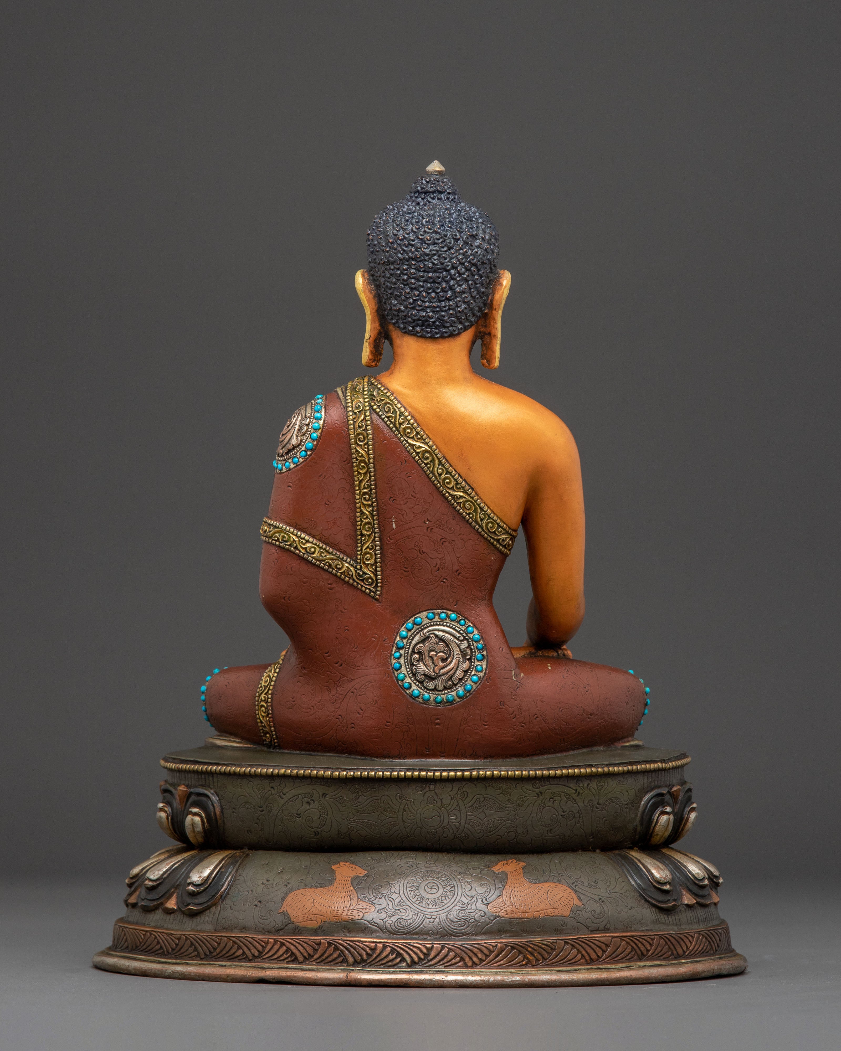 Shakyamuni Buddha Sculpture: Symbol of Wisdom