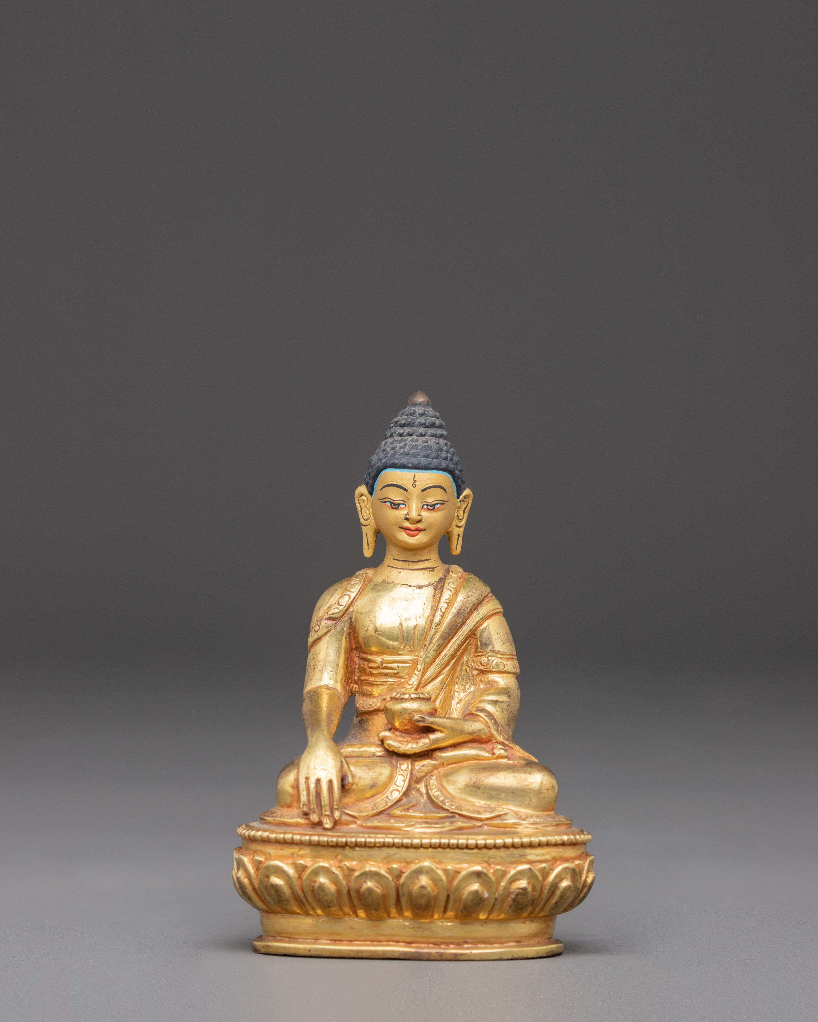 Handcrafted Golden Shakyamuni Buddha Statue | Meditation Decor