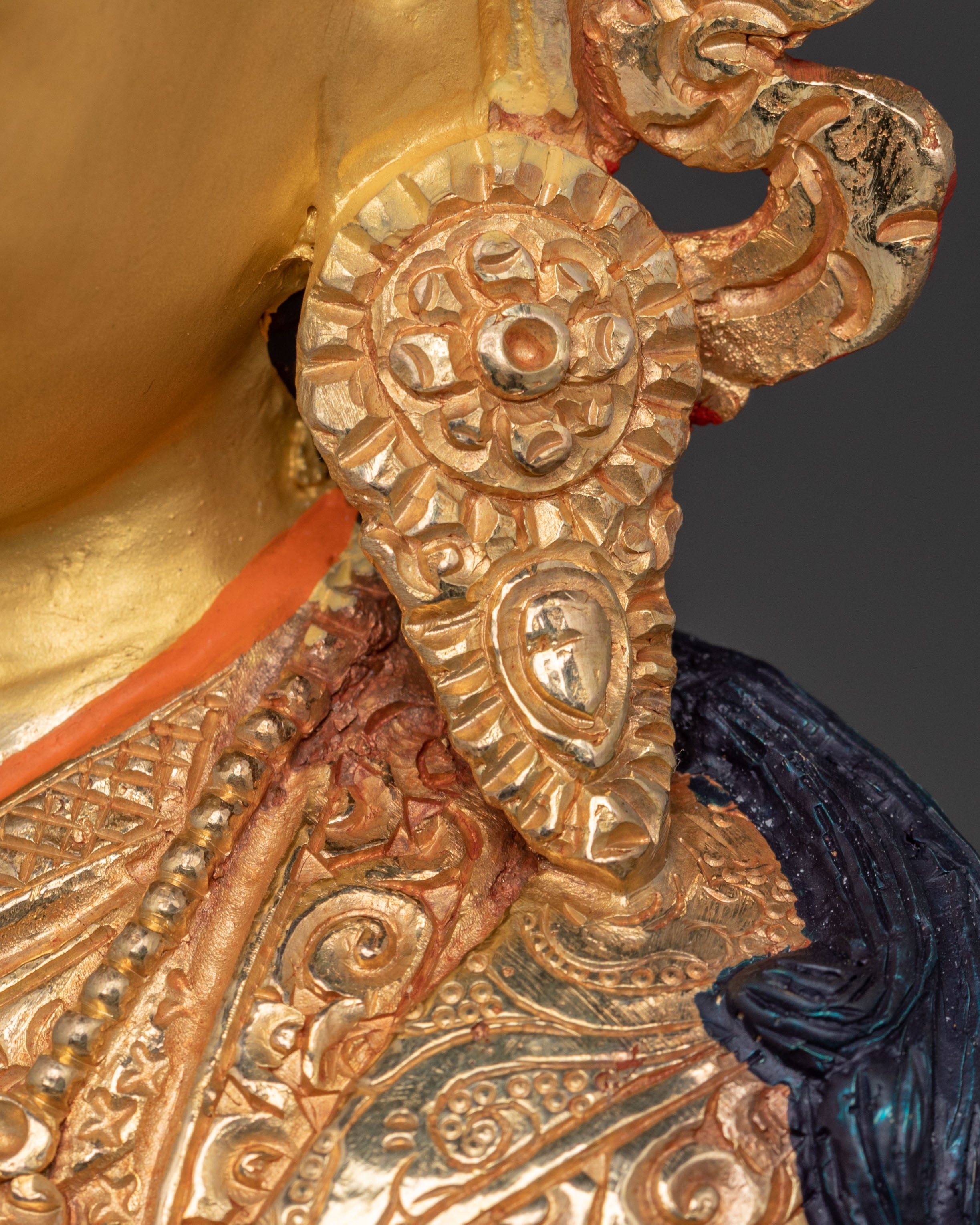 Guru Rinpoche Spiritual Statue – Handcrafted Gold Gilded Statue