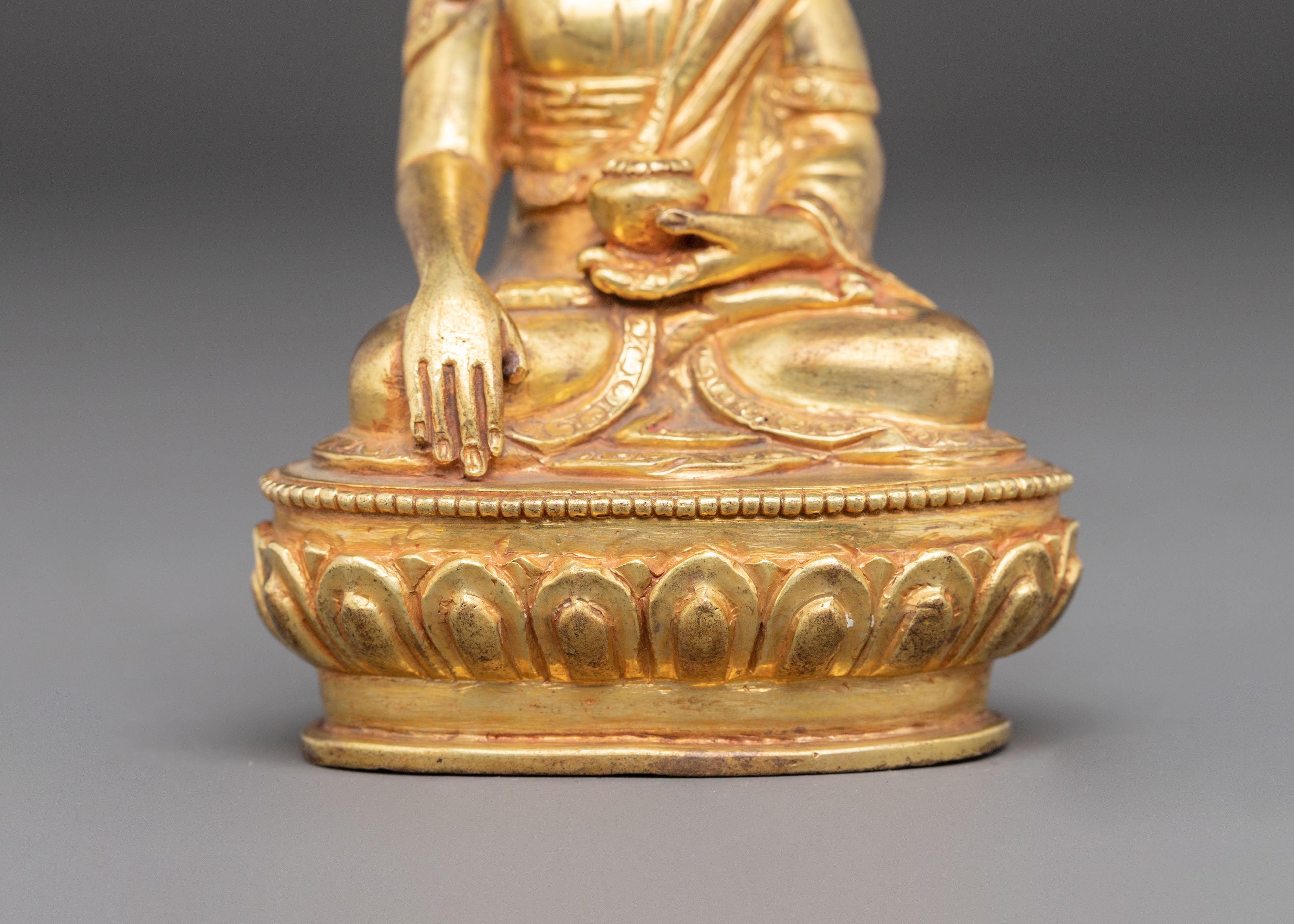 Handcrafted Golden Shakyamuni Buddha Statue | Meditation Decor