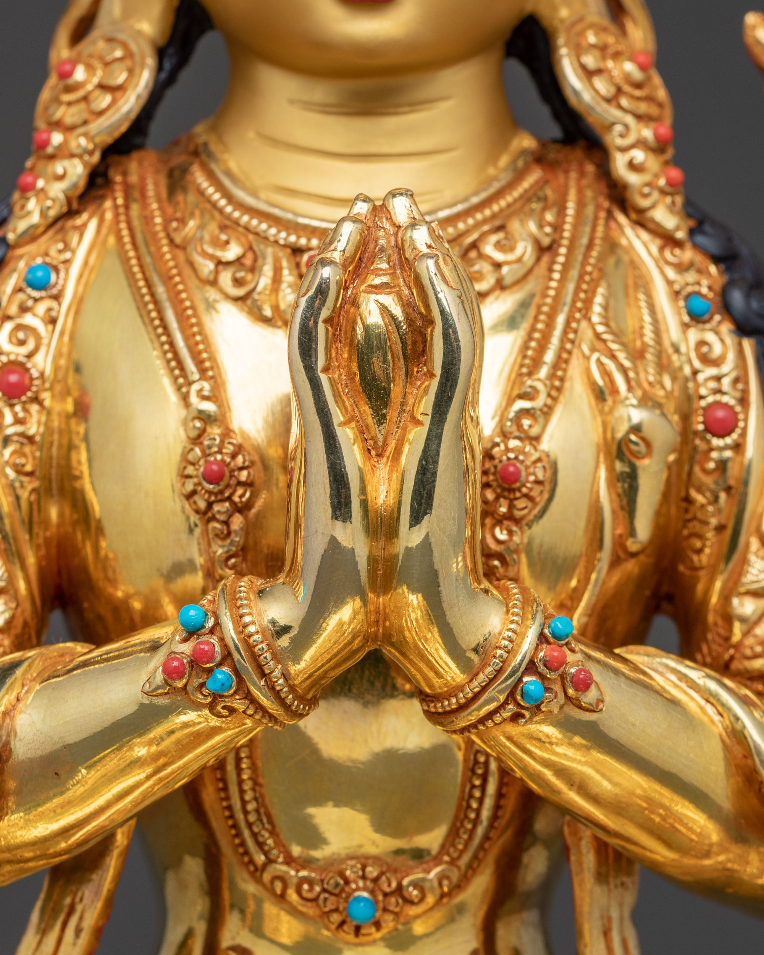 Chenrezig Sacred Statue: Compassionate Radiance