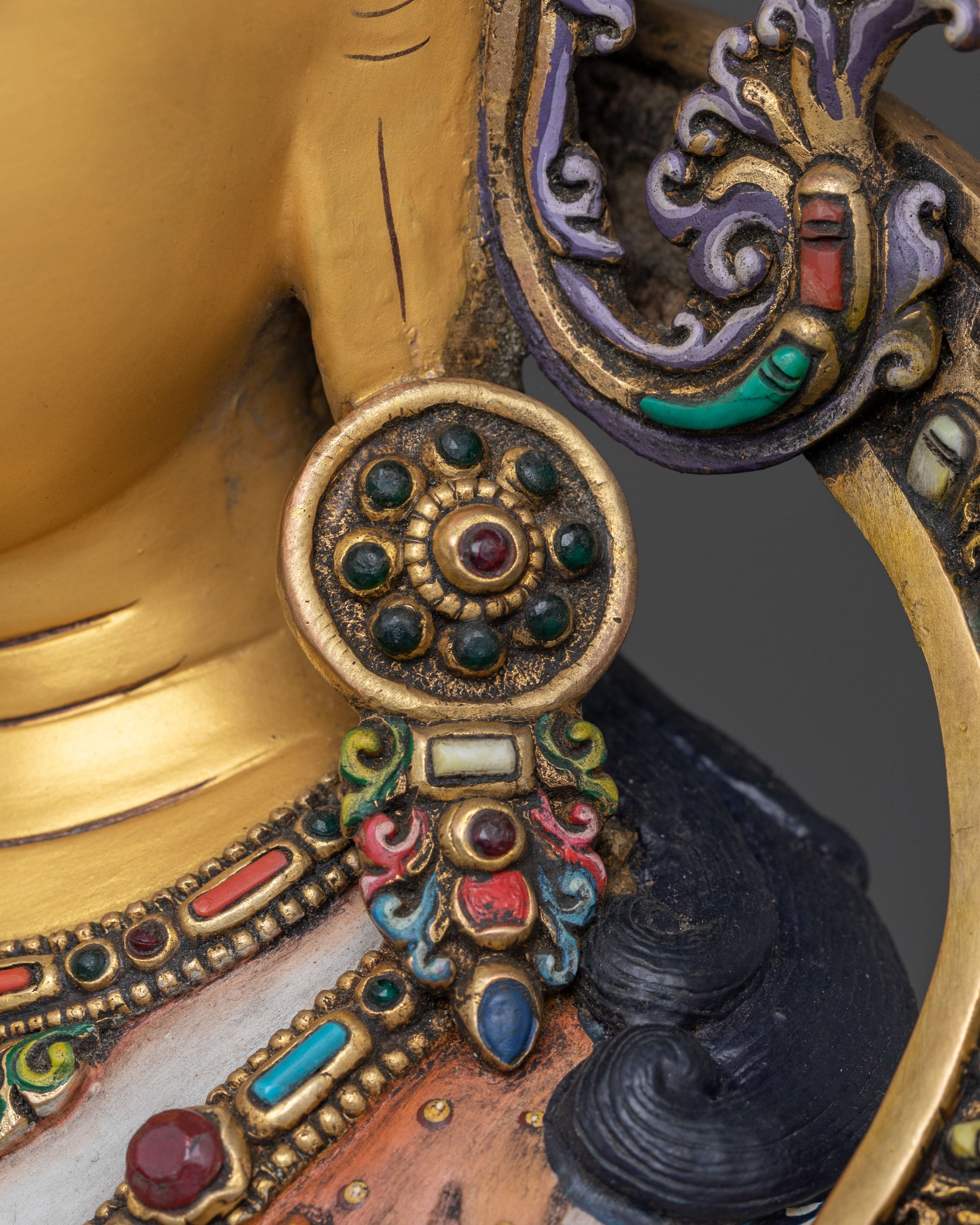 Four-Armed Divine Chenrezig | Buddhist Sculpture
