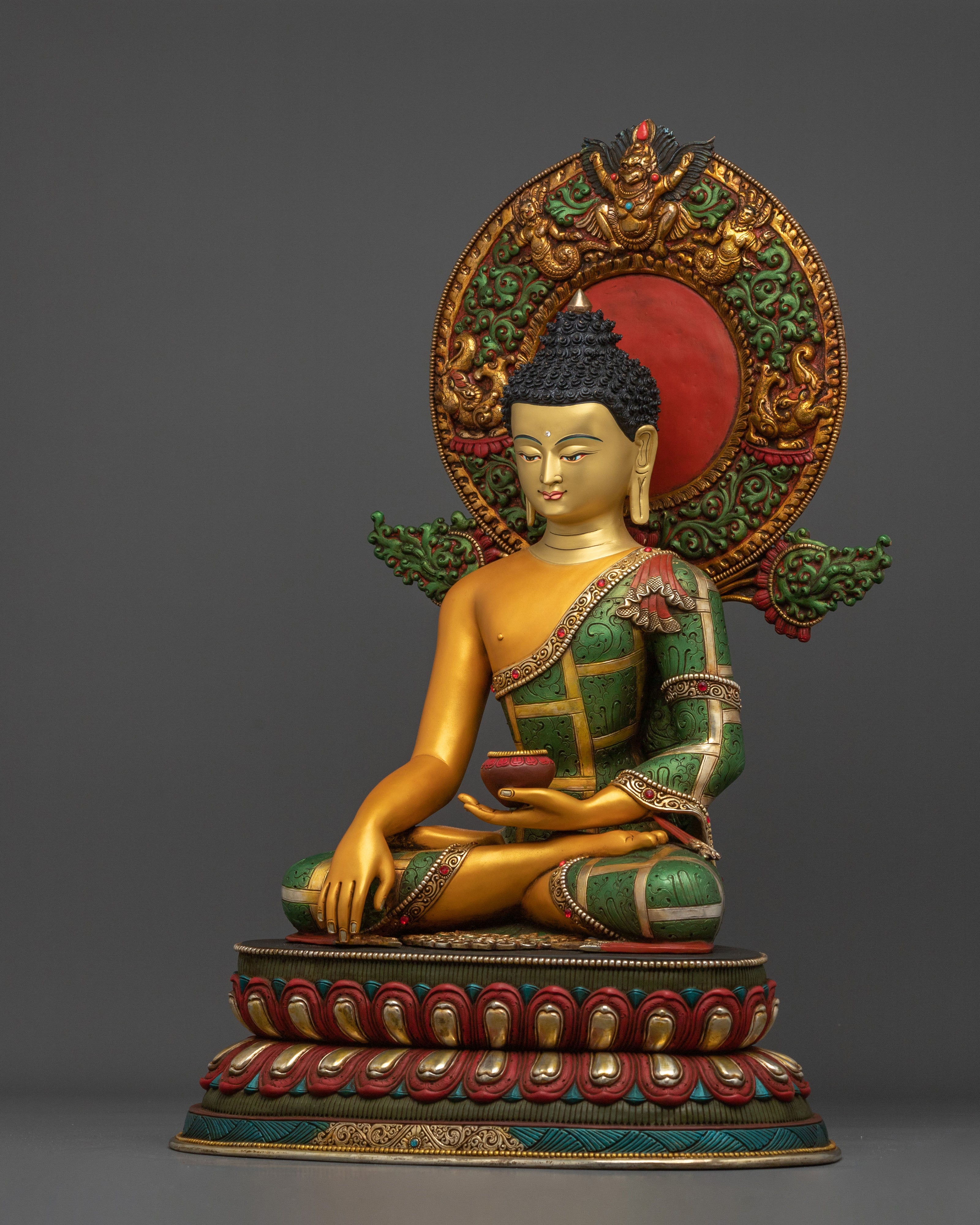 Shakyamuni Buddha Statue: 24K Gold Gilded