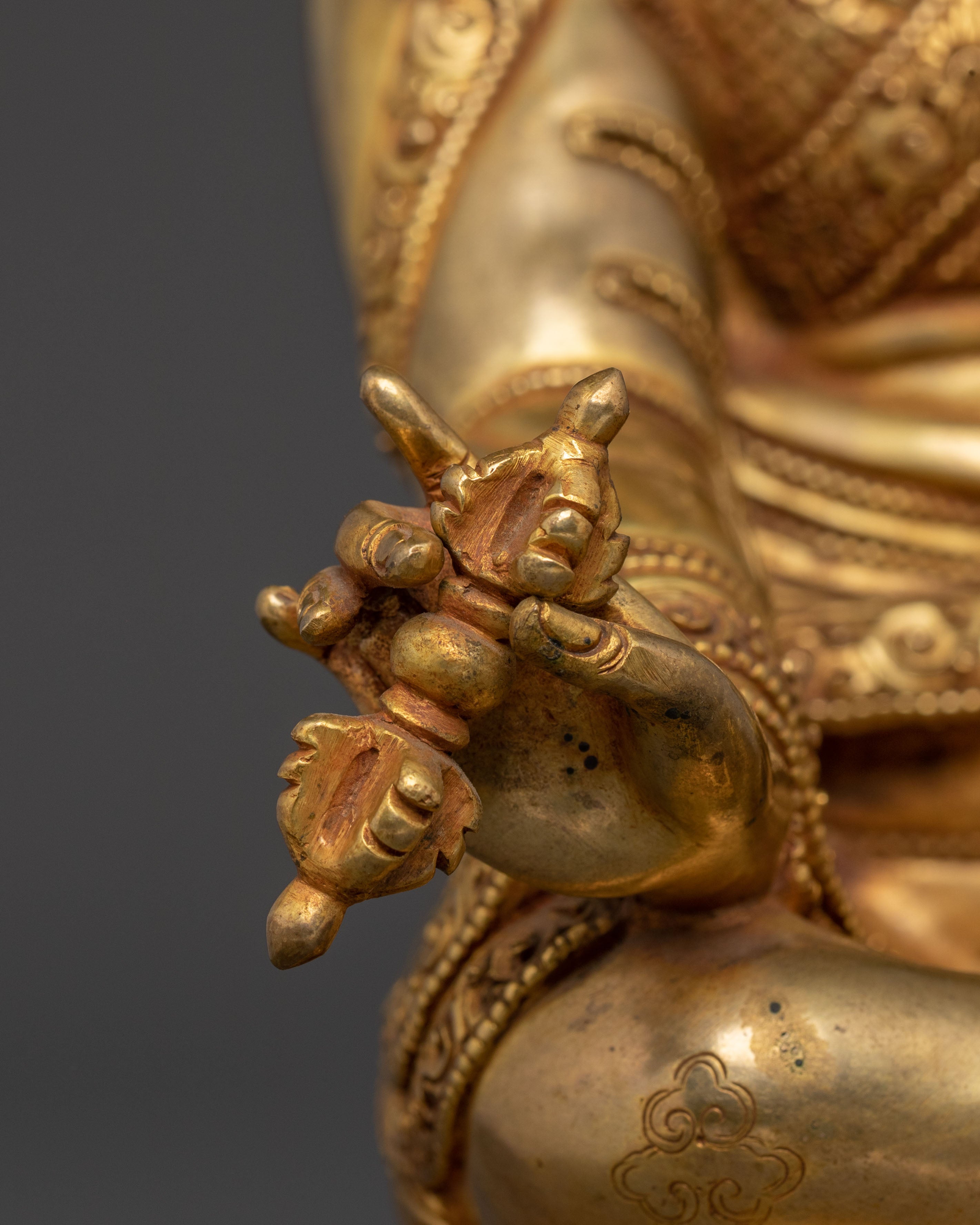 Guru Rinpoche Golden Statue | Precious Teacher