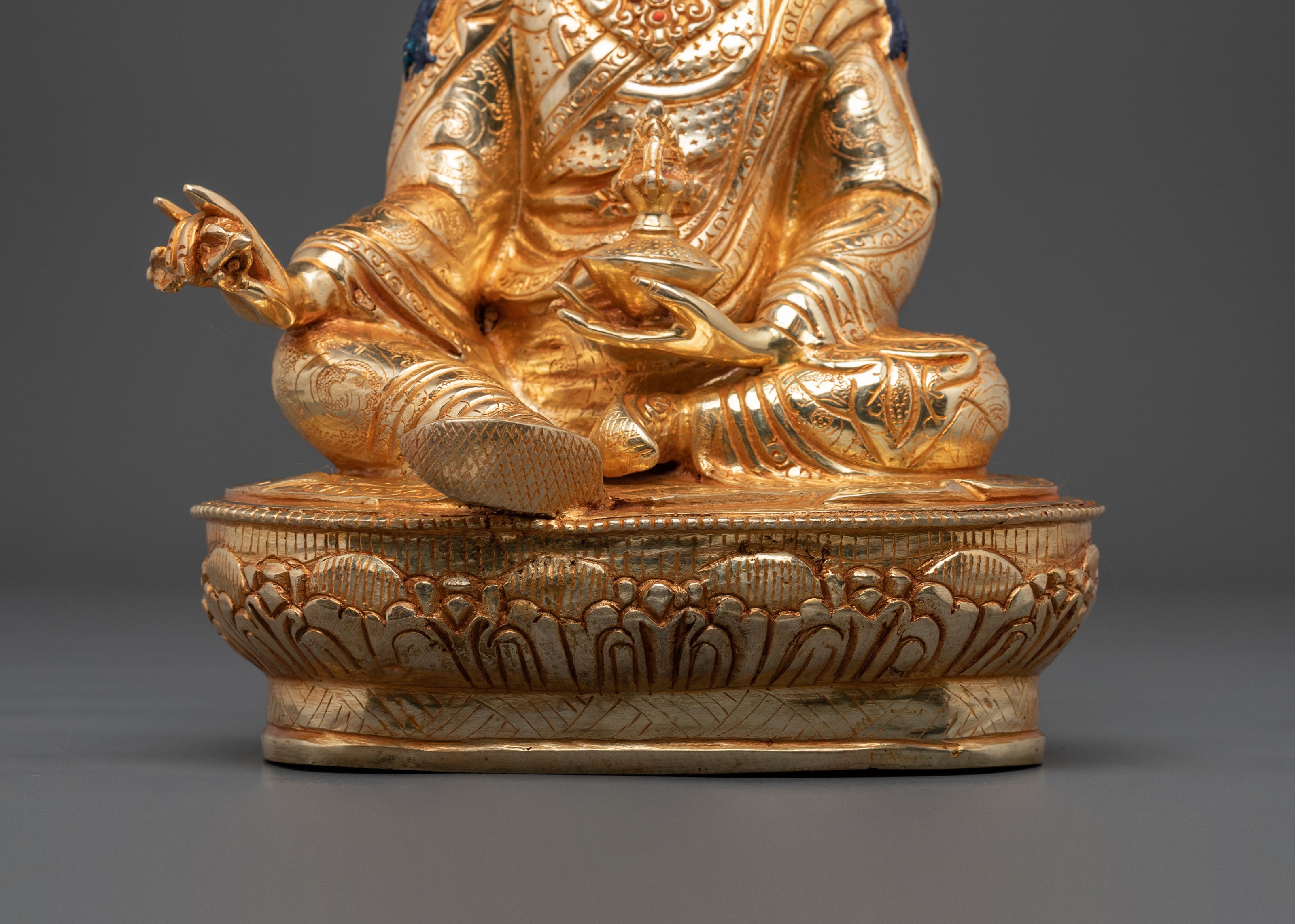 Guru Rinpoche Sacred Statue | Tibetan Buddhist Guru Figurine
